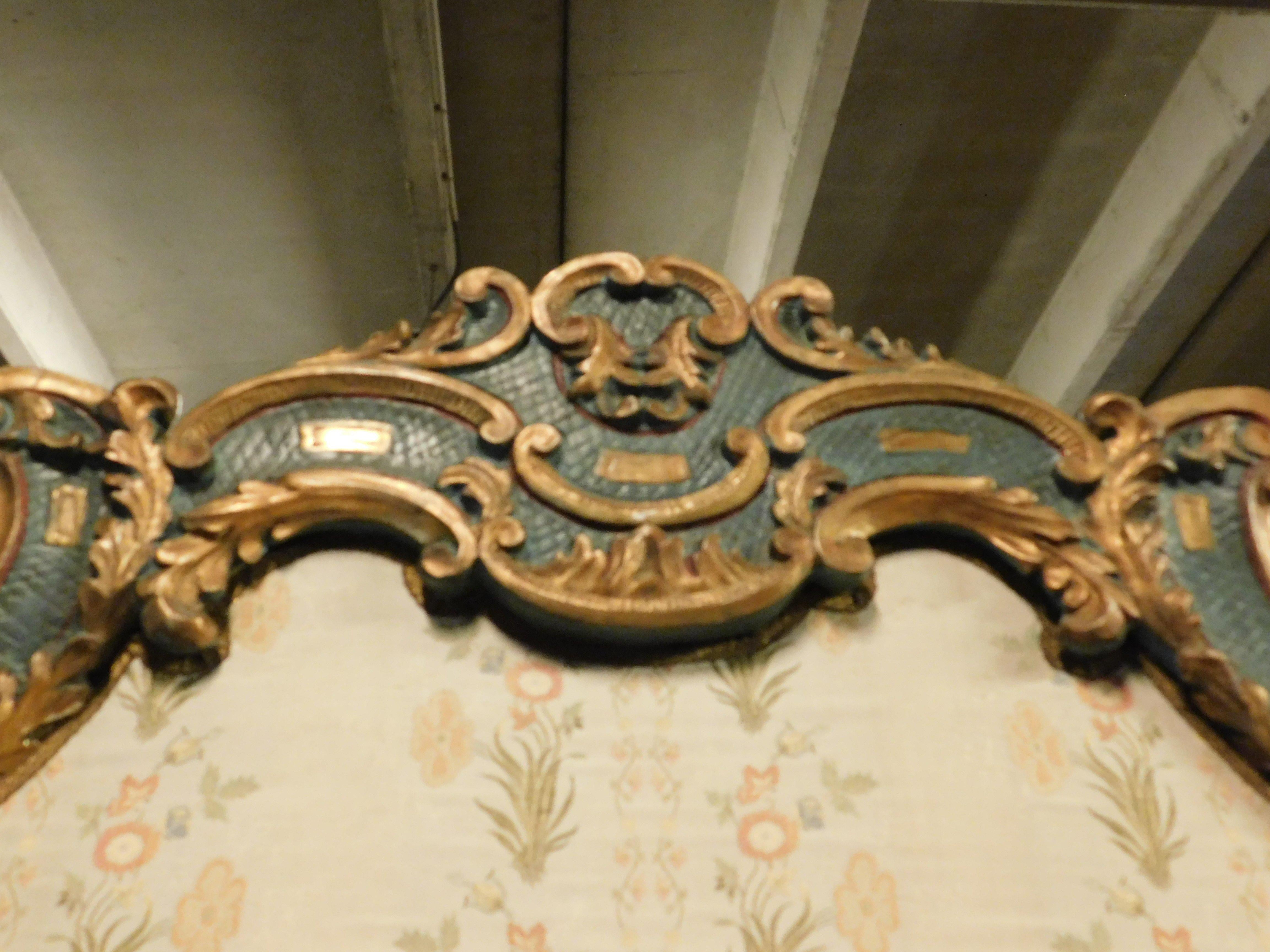 Poplar Headboard, lacquered wooden bed frame and padded with original lining, Italy For Sale