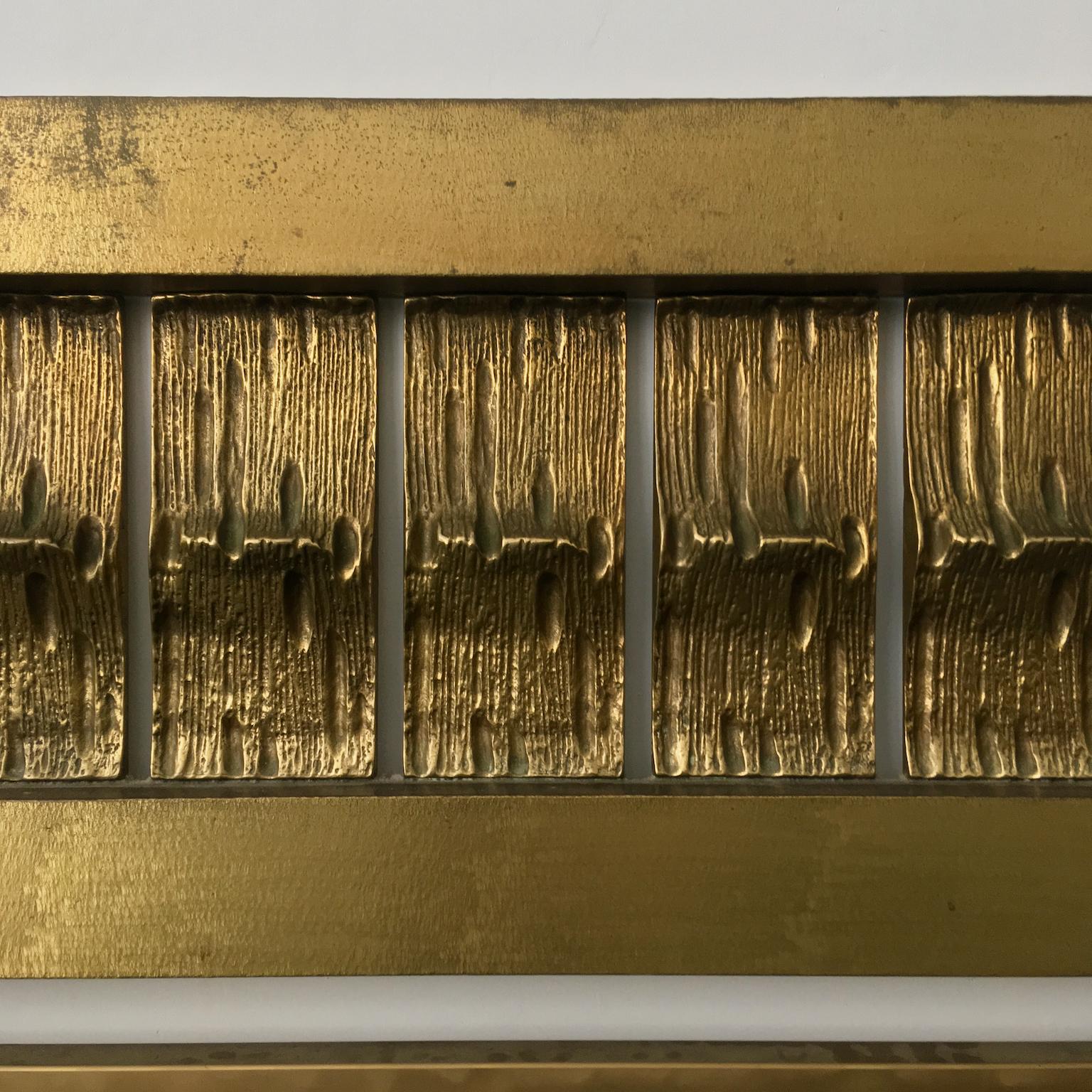 Headboard of Cast and Hammered Brass by Luciano Frigerio, Italy In Good Condition In London, GB