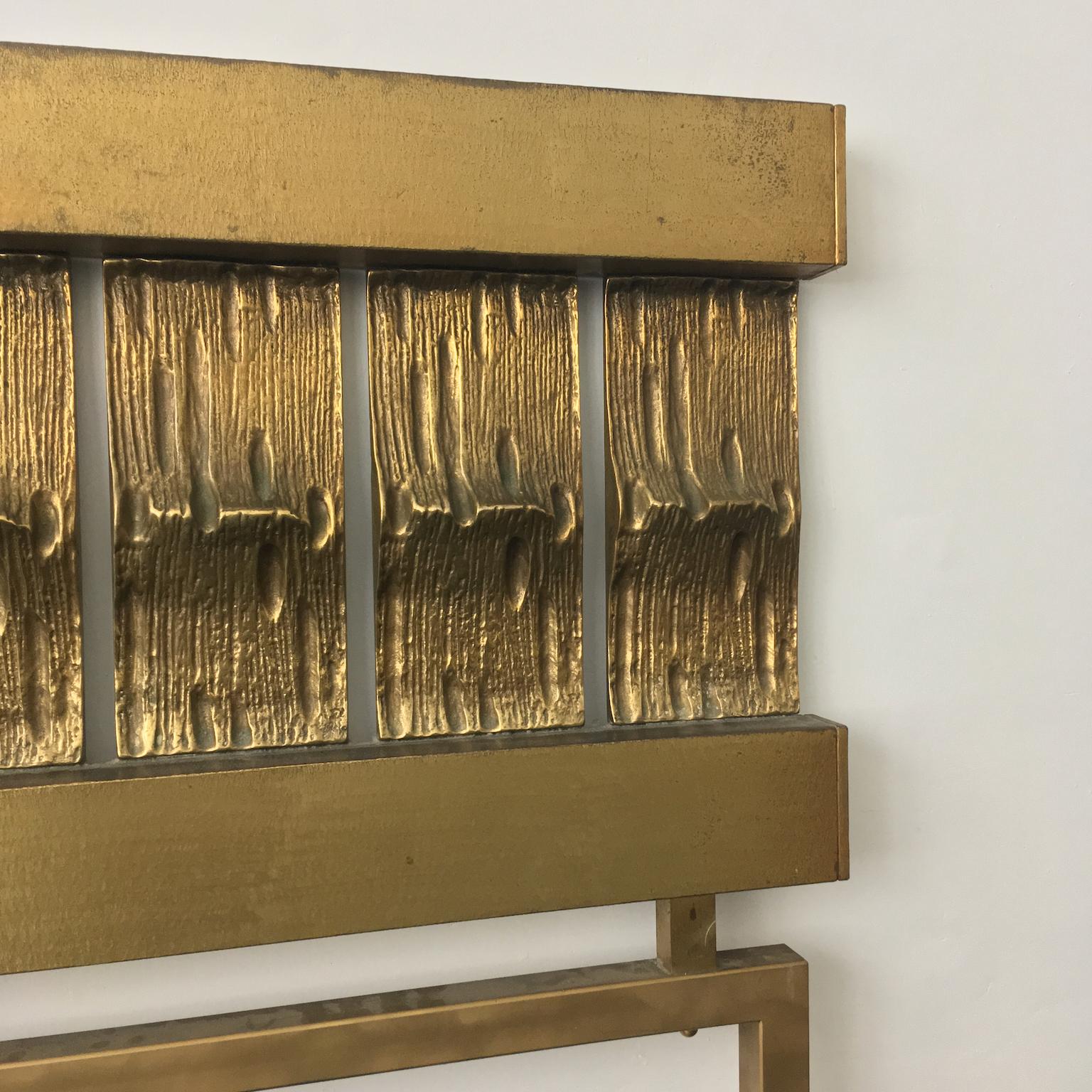 20th Century Headboard of Cast and Hammered Brass by Luciano Frigerio, Italy