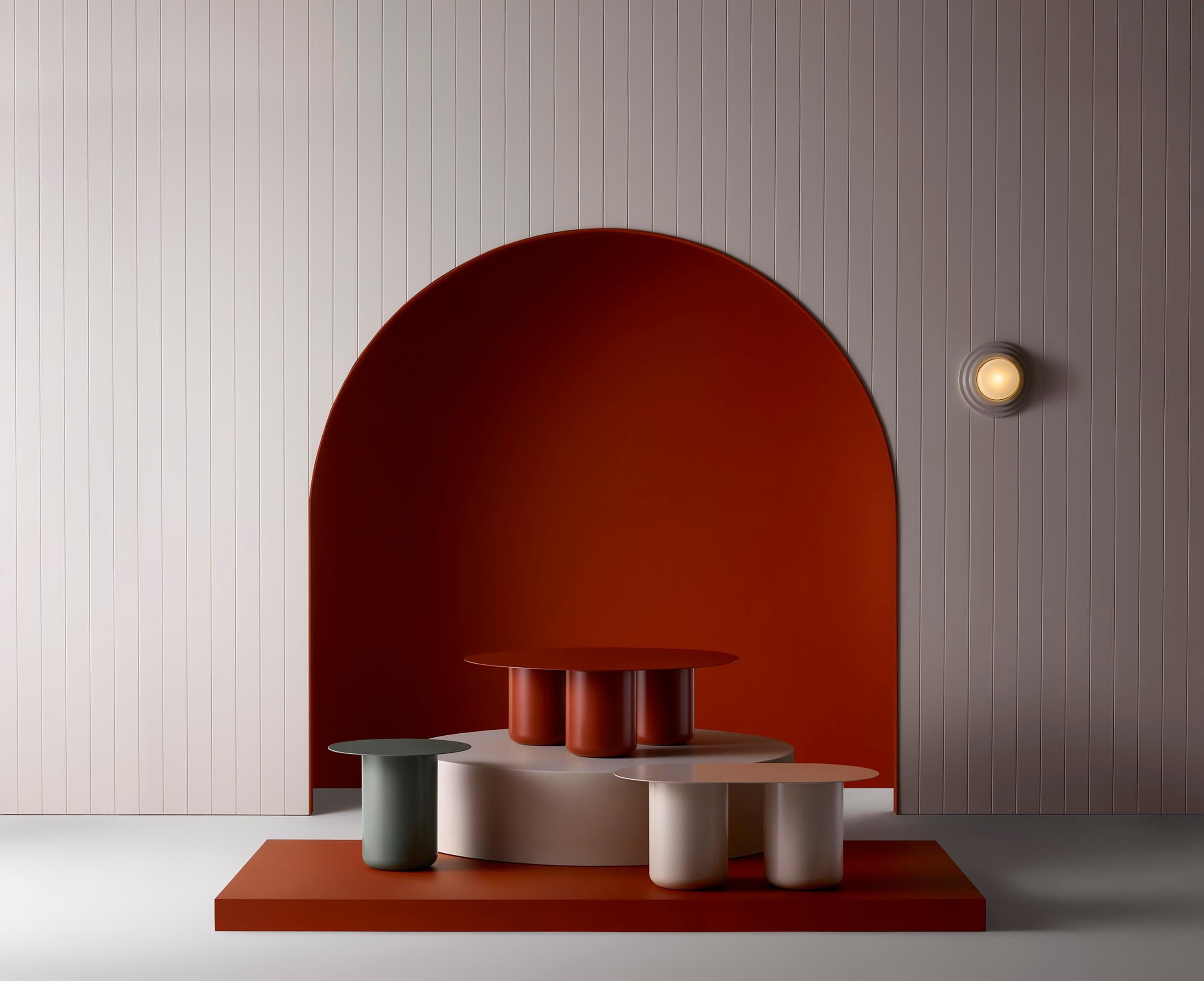 Runder Kopfland-Tisch in Rot von Coco Flip im Angebot 4