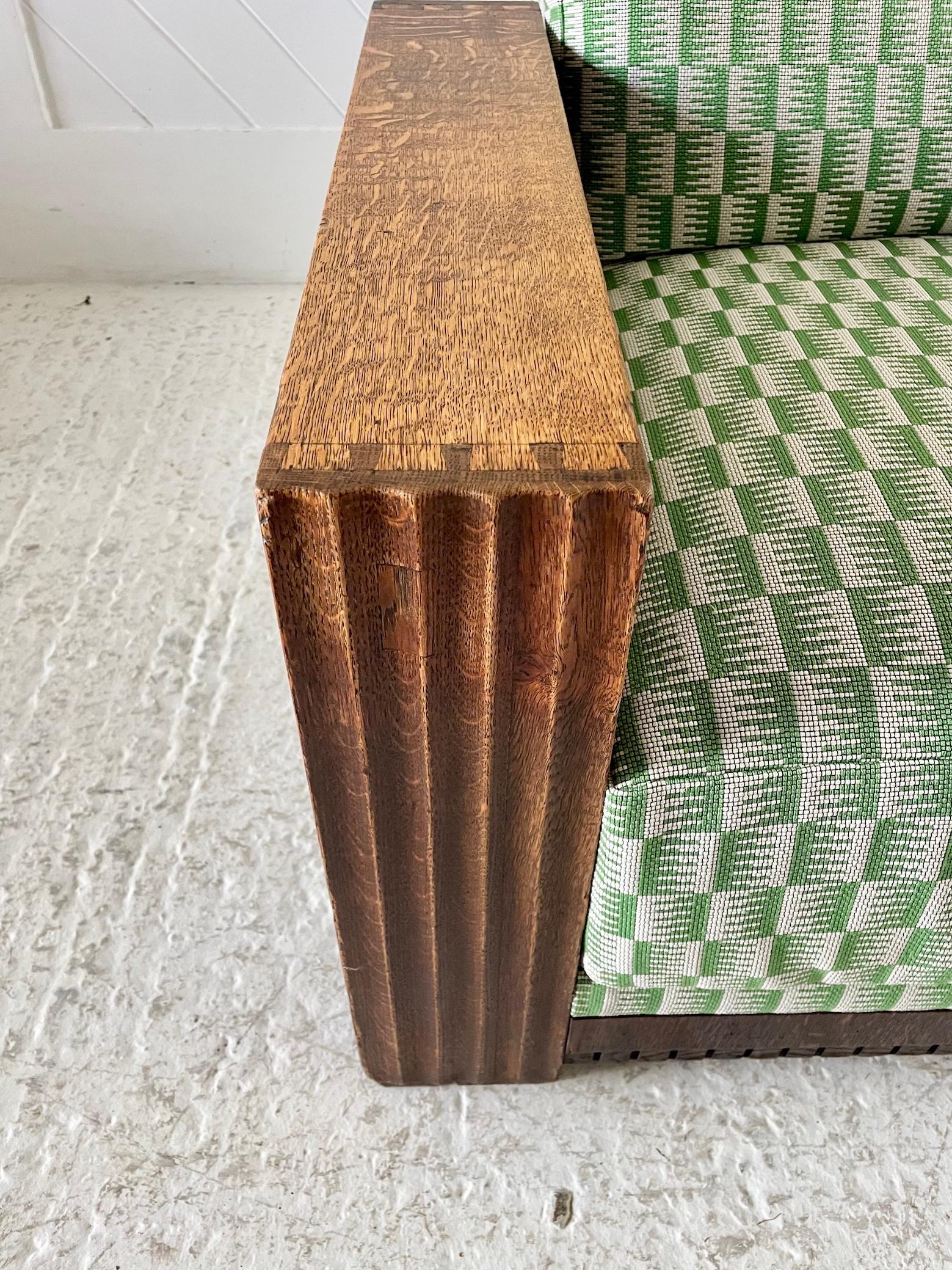 Chaise de bibliothèque en Oak Oak Heal & Son en vente 3