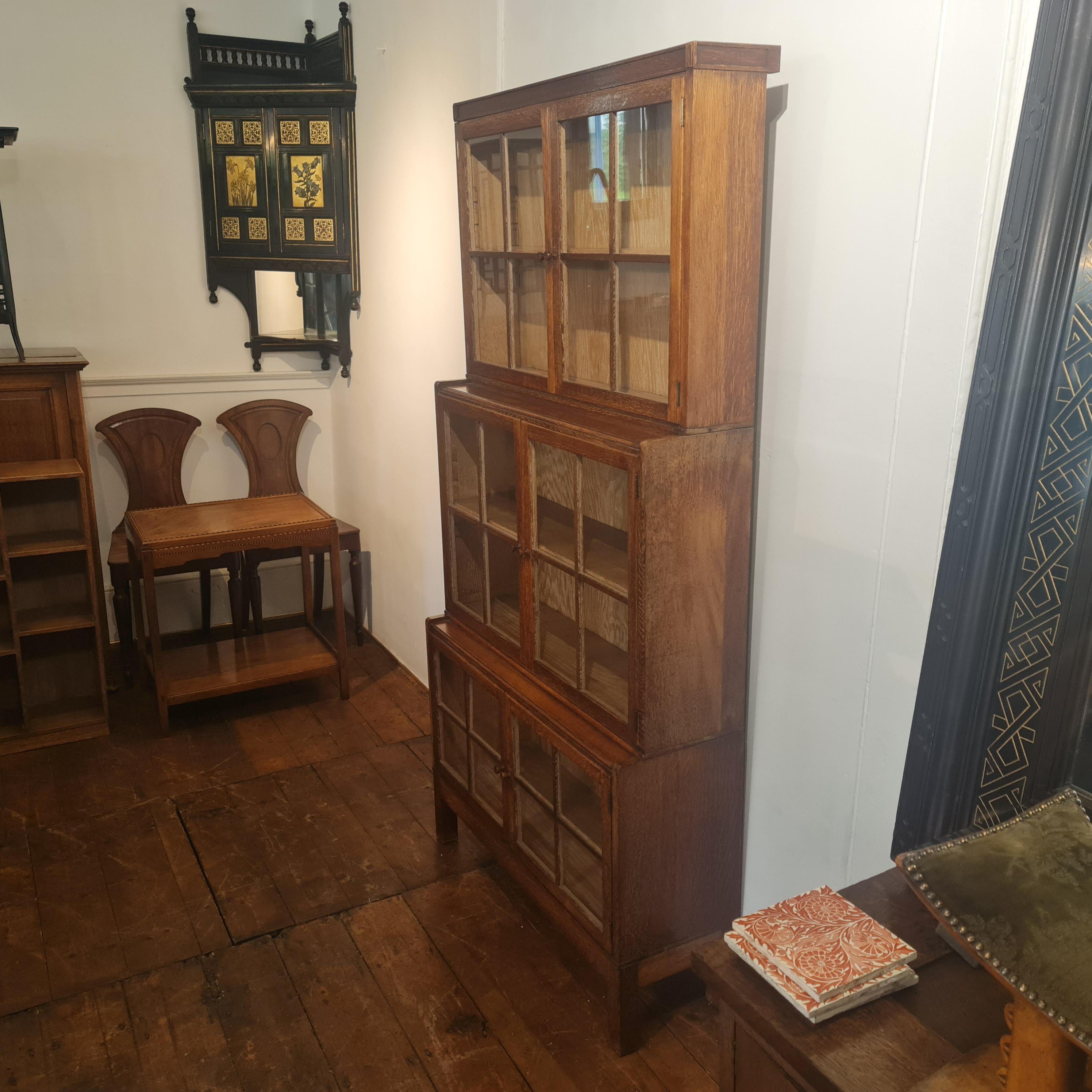 Heal & Son Dreifaches glasiertes Bücherregal mit Glasur (Art déco) im Angebot