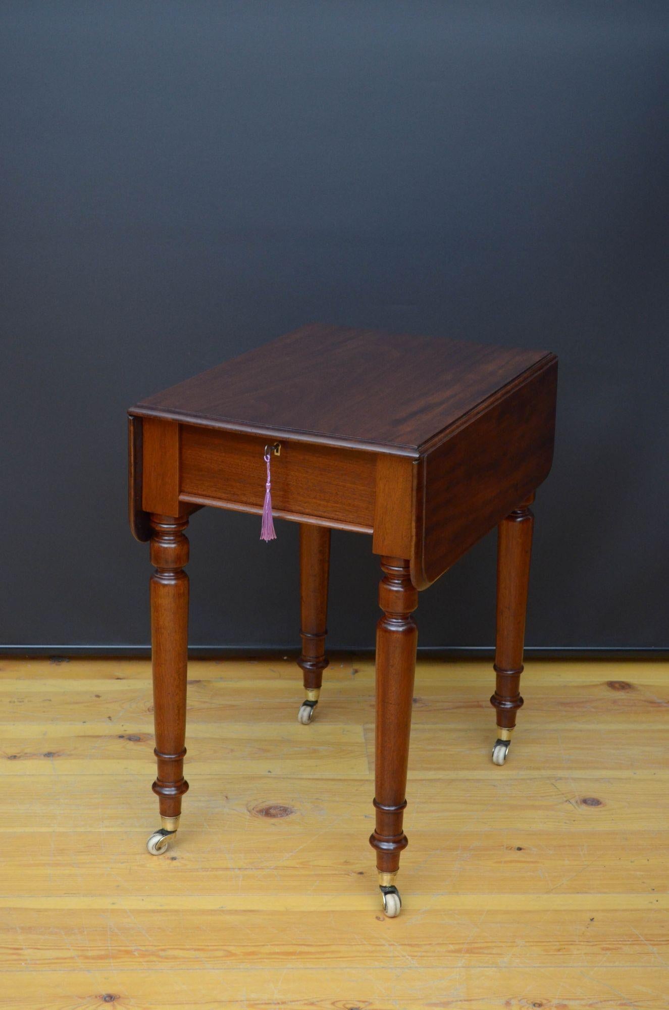 Acajou Heal & Son Table victorienne à abattant en acajou vers 1850 en vente