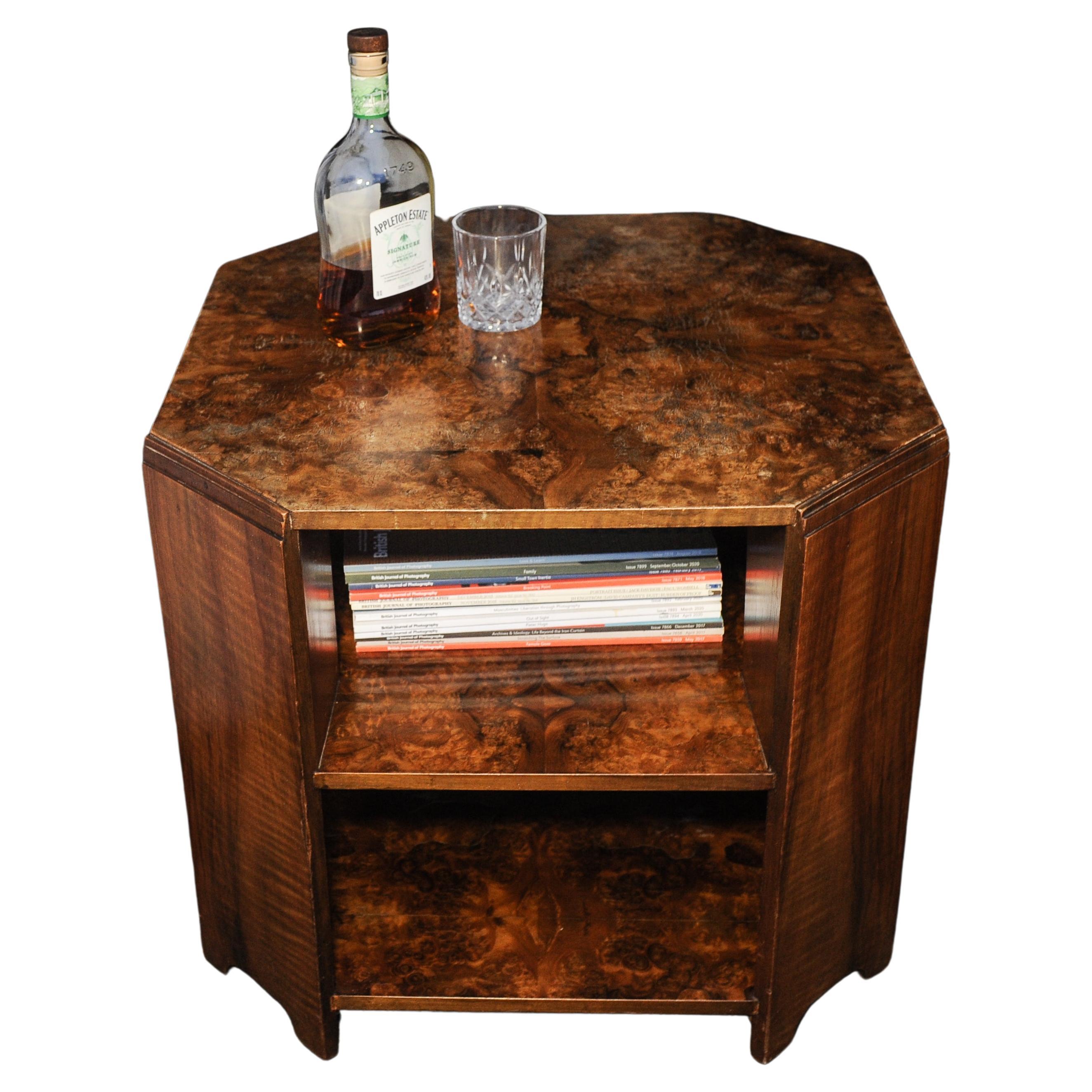 Heal's Art Deco Walnut Octagonal Two Tiered Drinks, Magazine Table Ideal For Displaying Items Or For Storing Books, Magazines etc.
Can Be Used As A Lamp Or Light Table. Fits Ideally Next To A Sofa Or Single Armchair.

Extra dimensions 
Interior