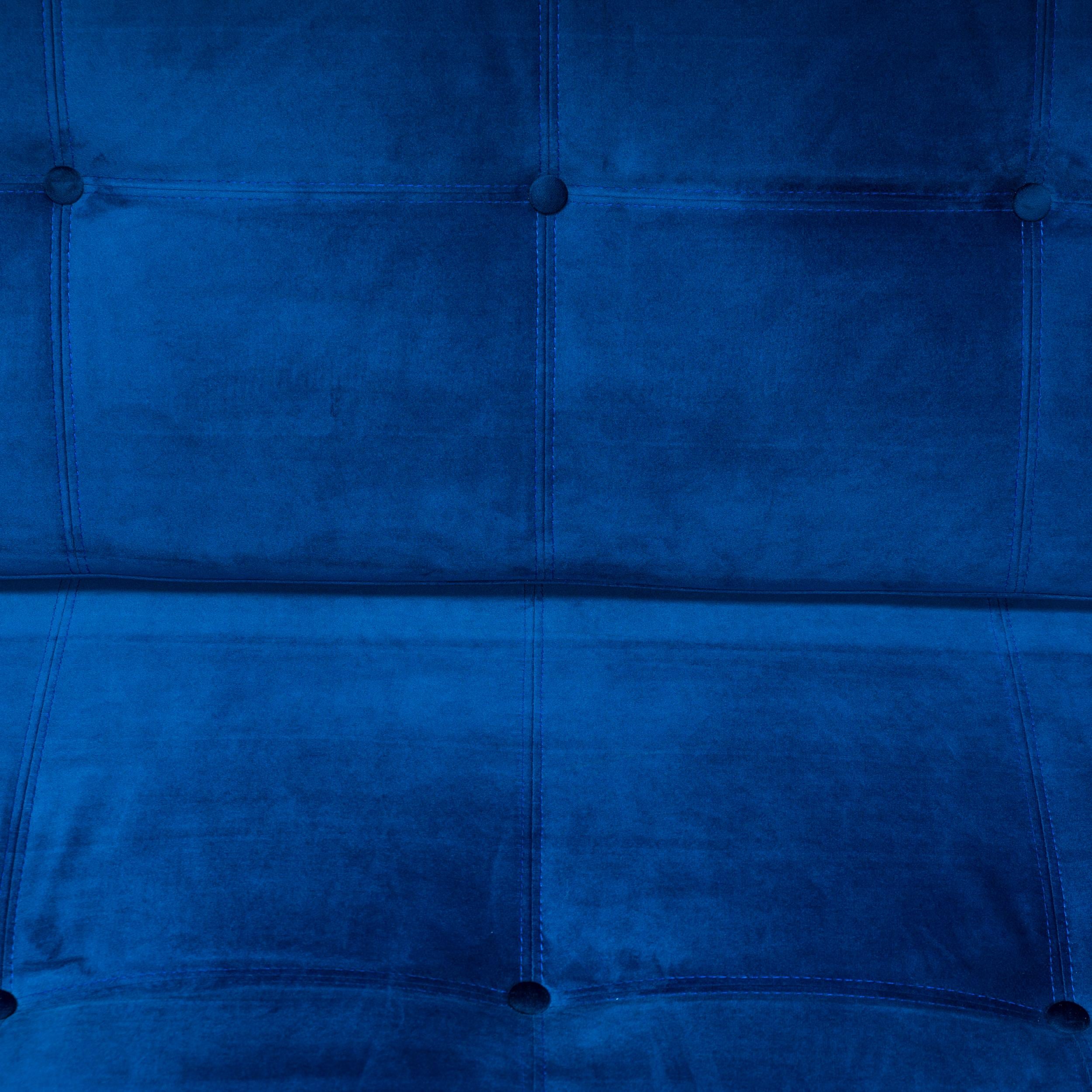 Heal’s Hinge Blue Velvet Sofa Bed 2