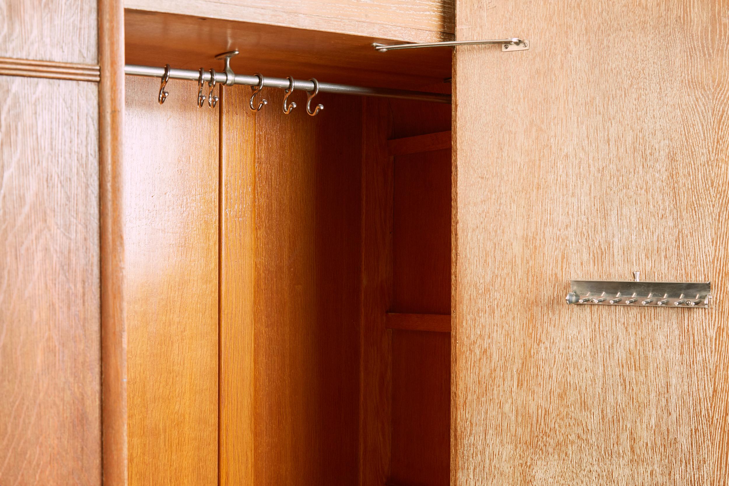 Heals Limed Oak Art Deco Bedroom Dresser and Wardrobe, 1930s 10