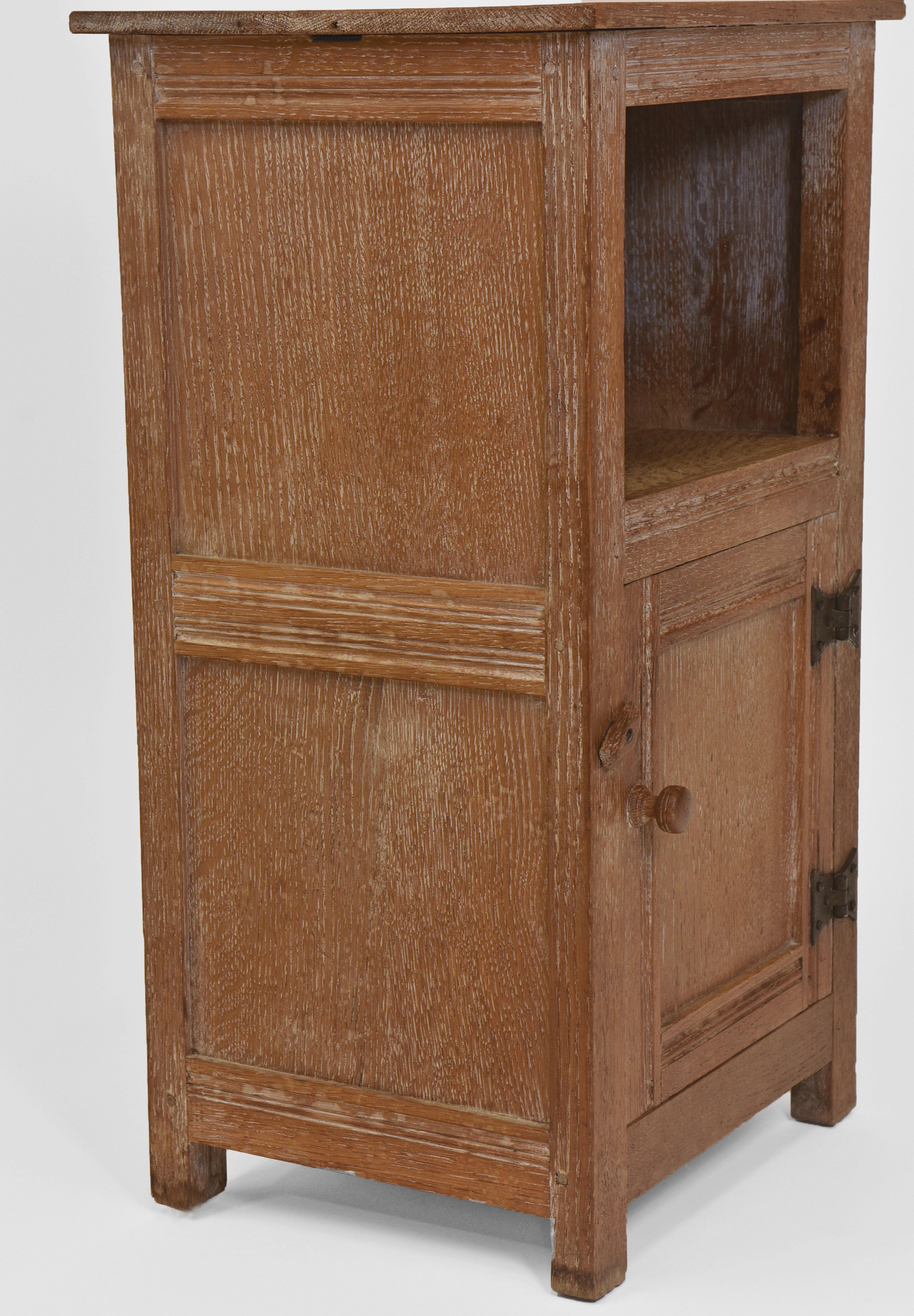 Heals Limed Oak Night Table Bedside Cabinet Circa 1930s In Good Condition In Norwich, GB