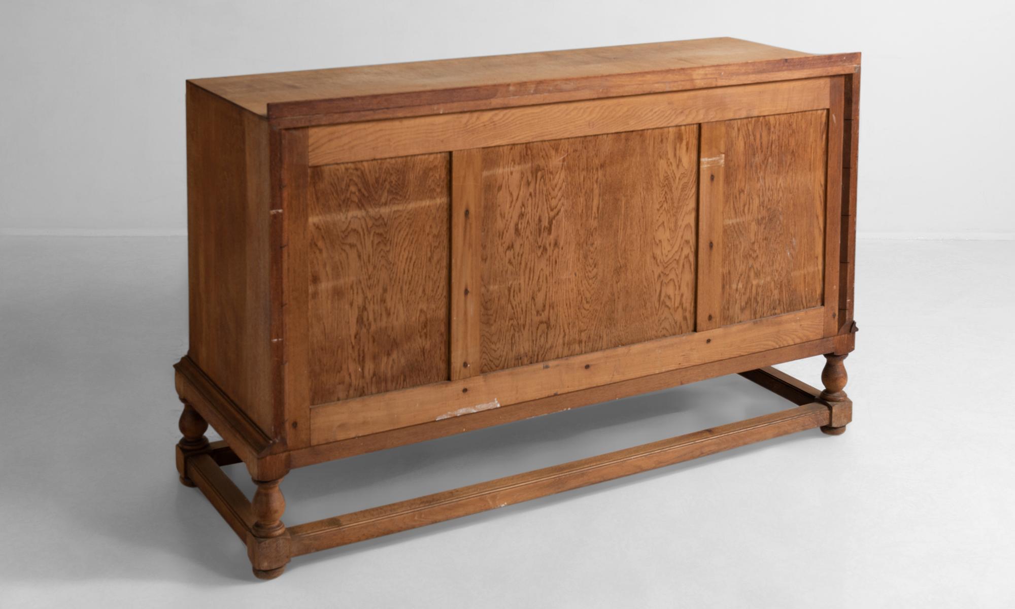 Heal’s Oak Sideboard, England, circa 1920 1