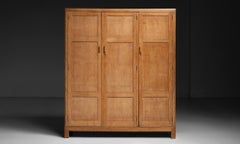 Heals Oak Wardrobe England, 1920