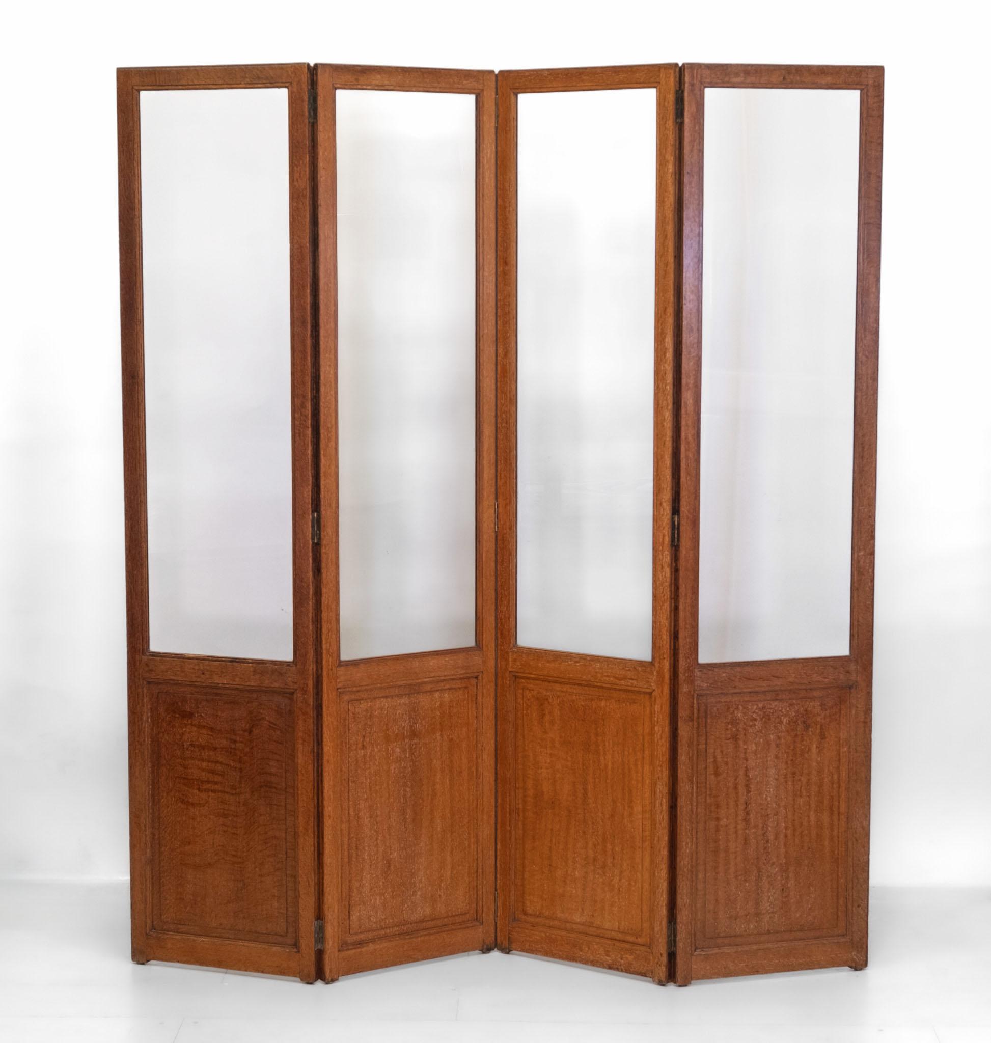 Paravento in rovere sbiancato di Heals Of London in stile Cotswold School 1920s in vendita 4