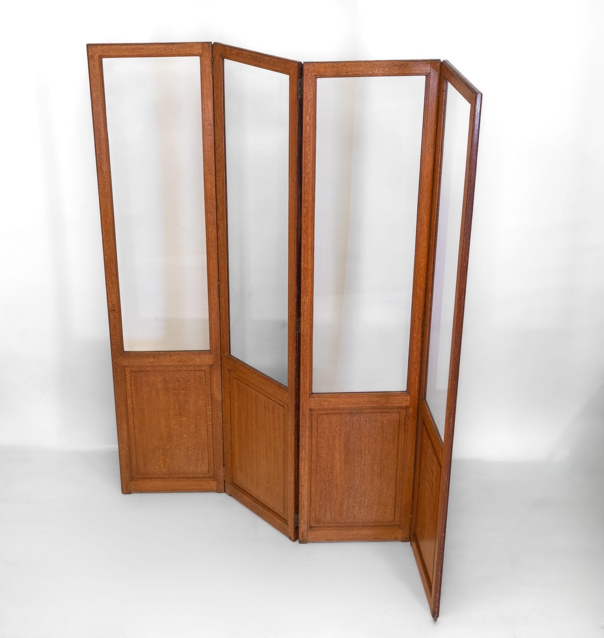 Paravento in rovere sbiancato di Heals Of London in stile Cotswold School 1920s In condizioni buone in vendita a Norwich, GB