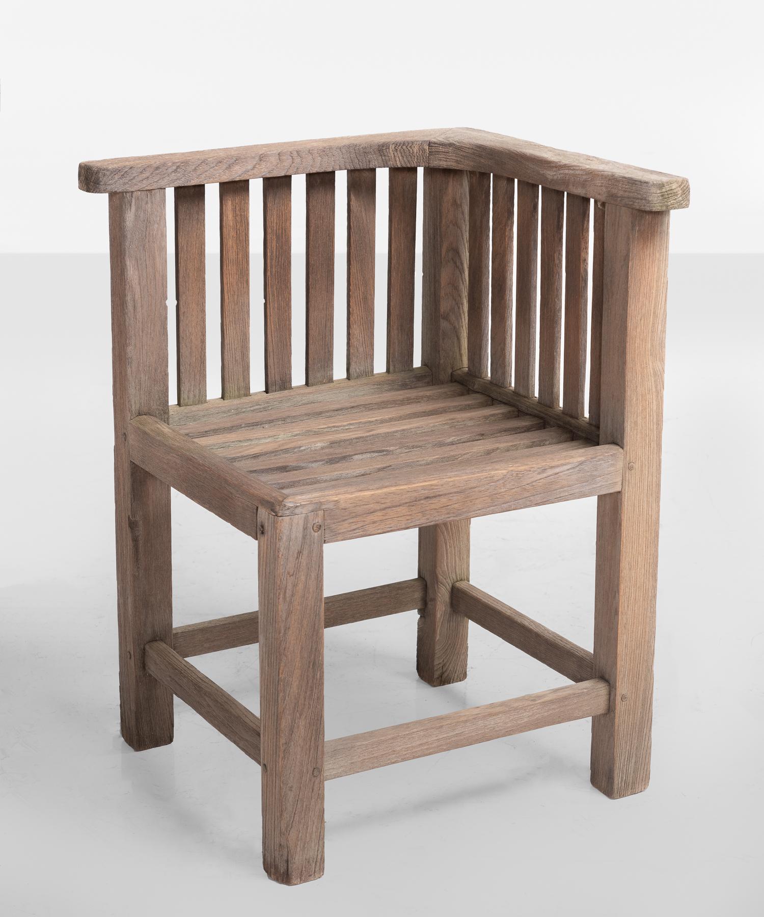 Heals of London Teak Garden Set, England, circa 1930 In Good Condition In Culver City, CA