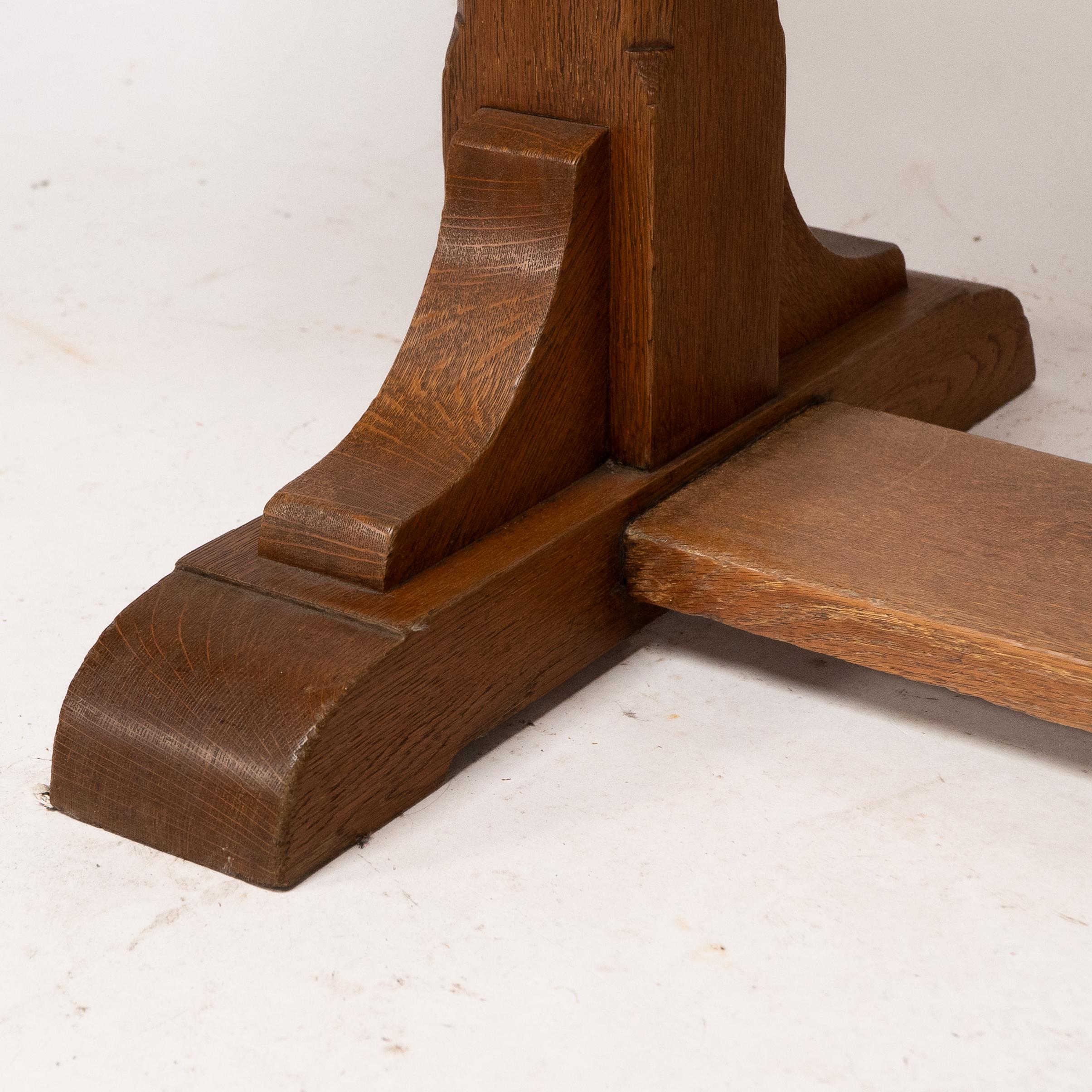 Heals & Sohn. Ein schmaler, ausziehbarer Esstisch aus Eiche im Arts & Crafts-Stil im Angebot 4