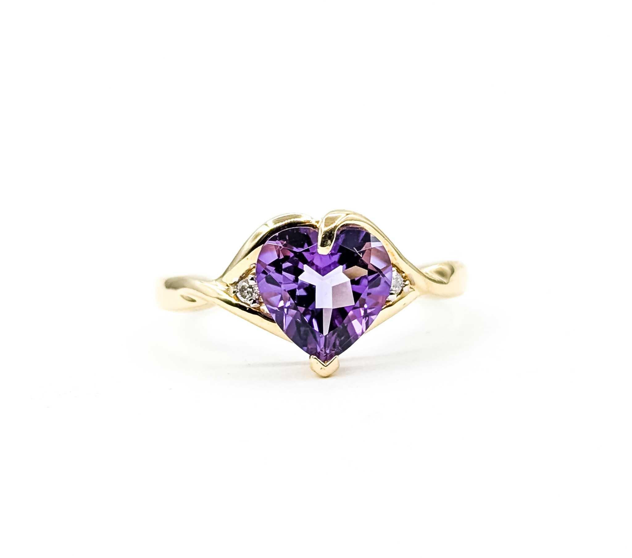 Anello con cuore di ametista e oro giallo 14K in vendita 3