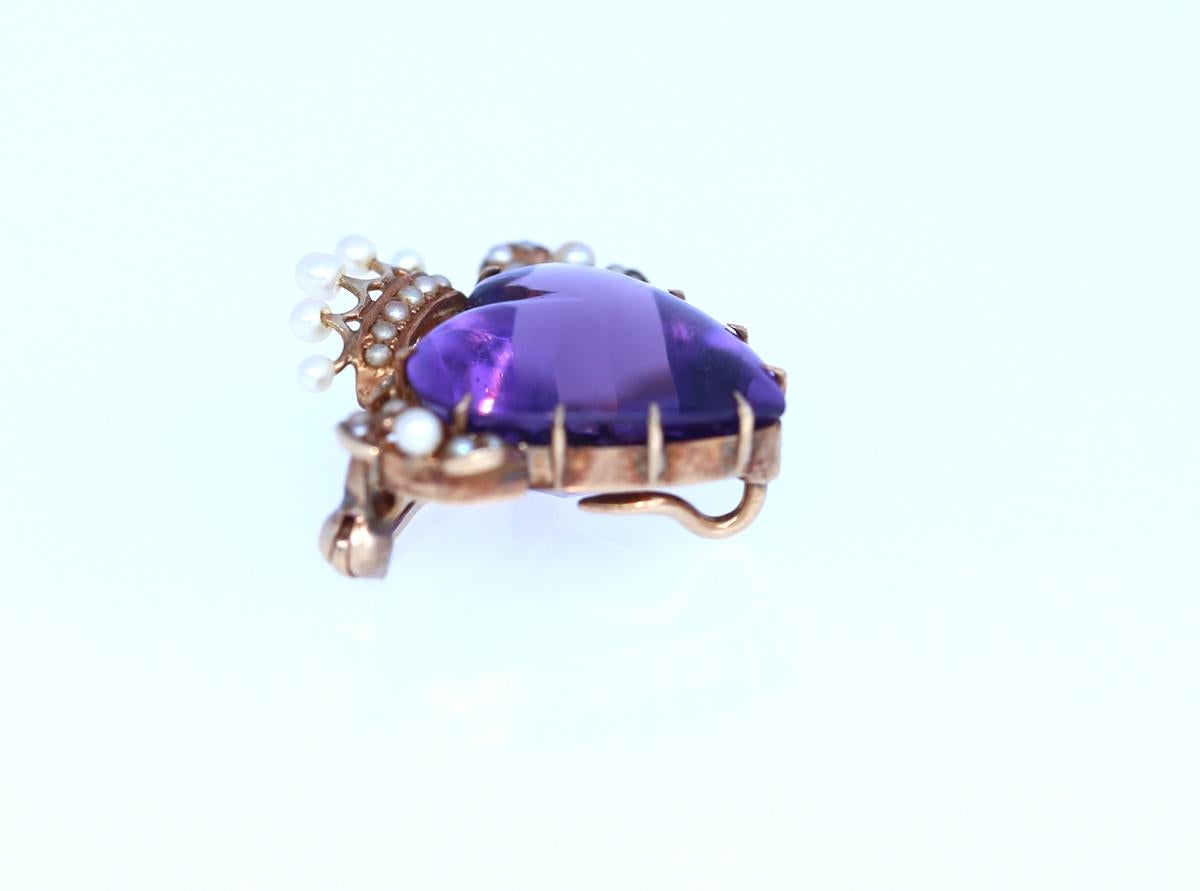 Heart Amethyst Purple Cabochon Pearls Crown Brooch 14 Karat Yellow Gold, 1930 1