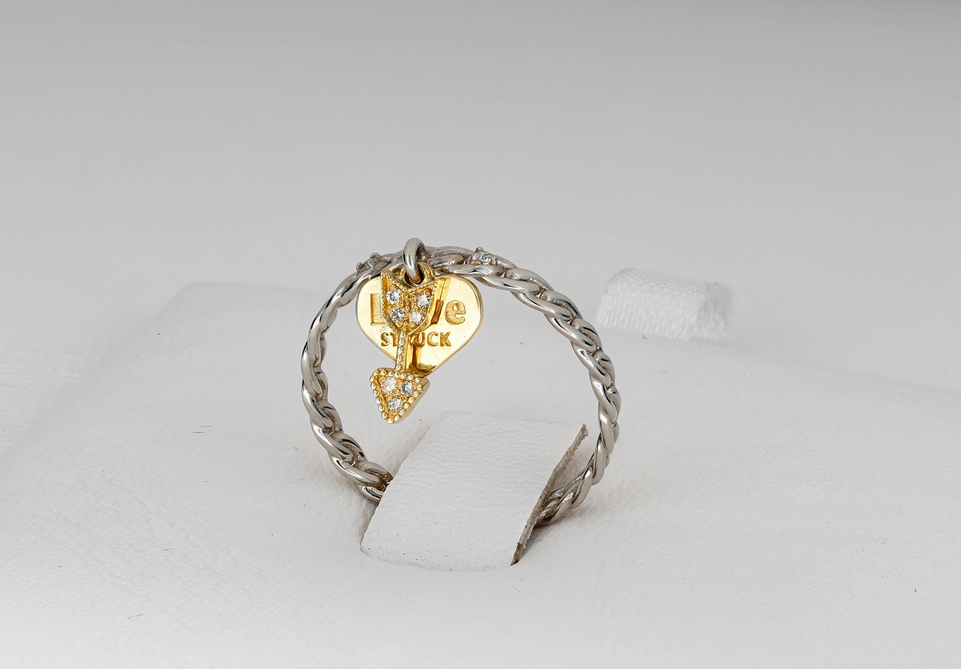 Round Cut Heart and arrow 14k gold ring with diamonds.  For Sale