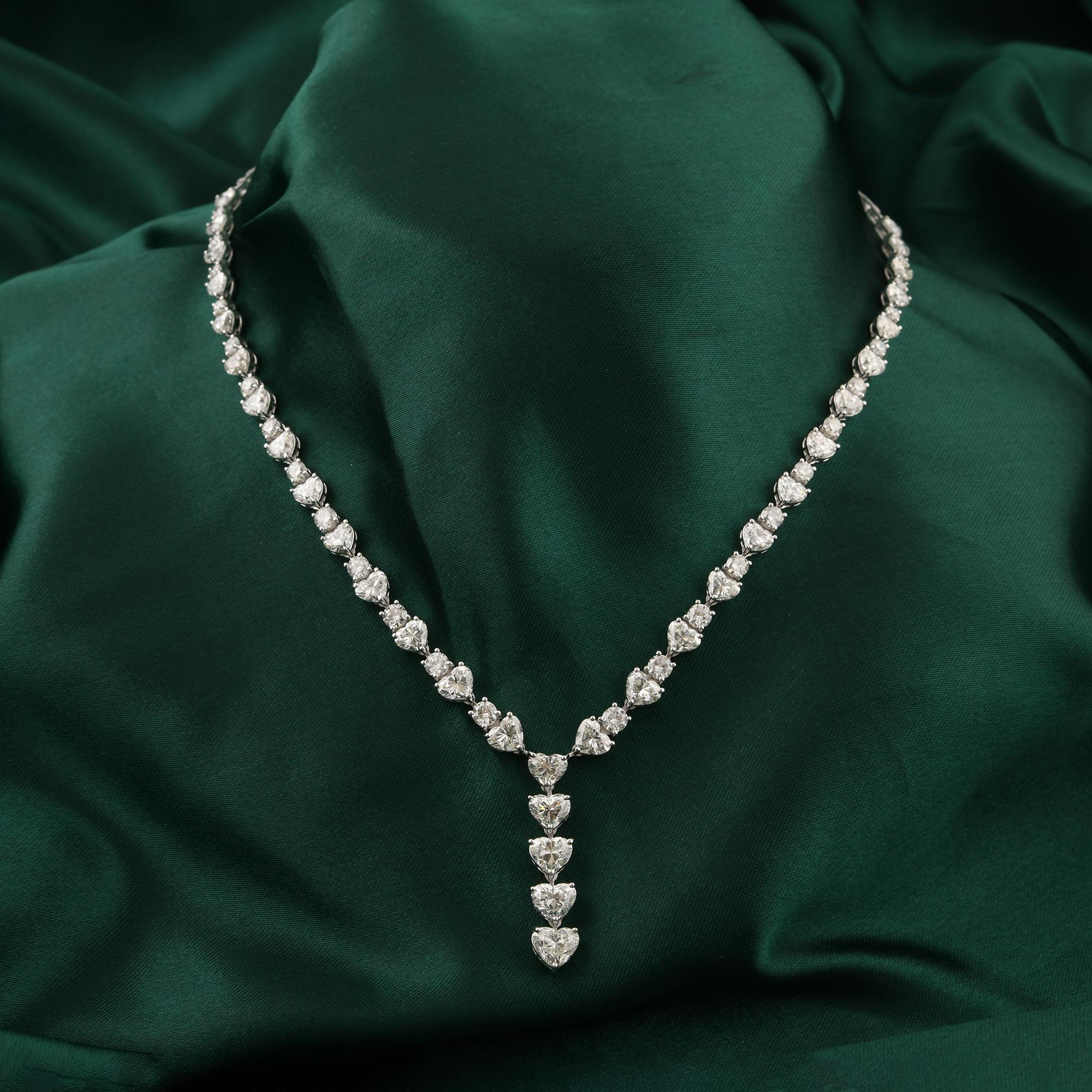 Moderne Collier pendentif diamant naturel en forme de coeur et rond en or blanc 18 carats Bijoux fins en vente