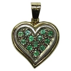 Heart Art Nouveau 0.50 Carat Round Cut Emeralds 14 Karat Yellow Gold Pendant