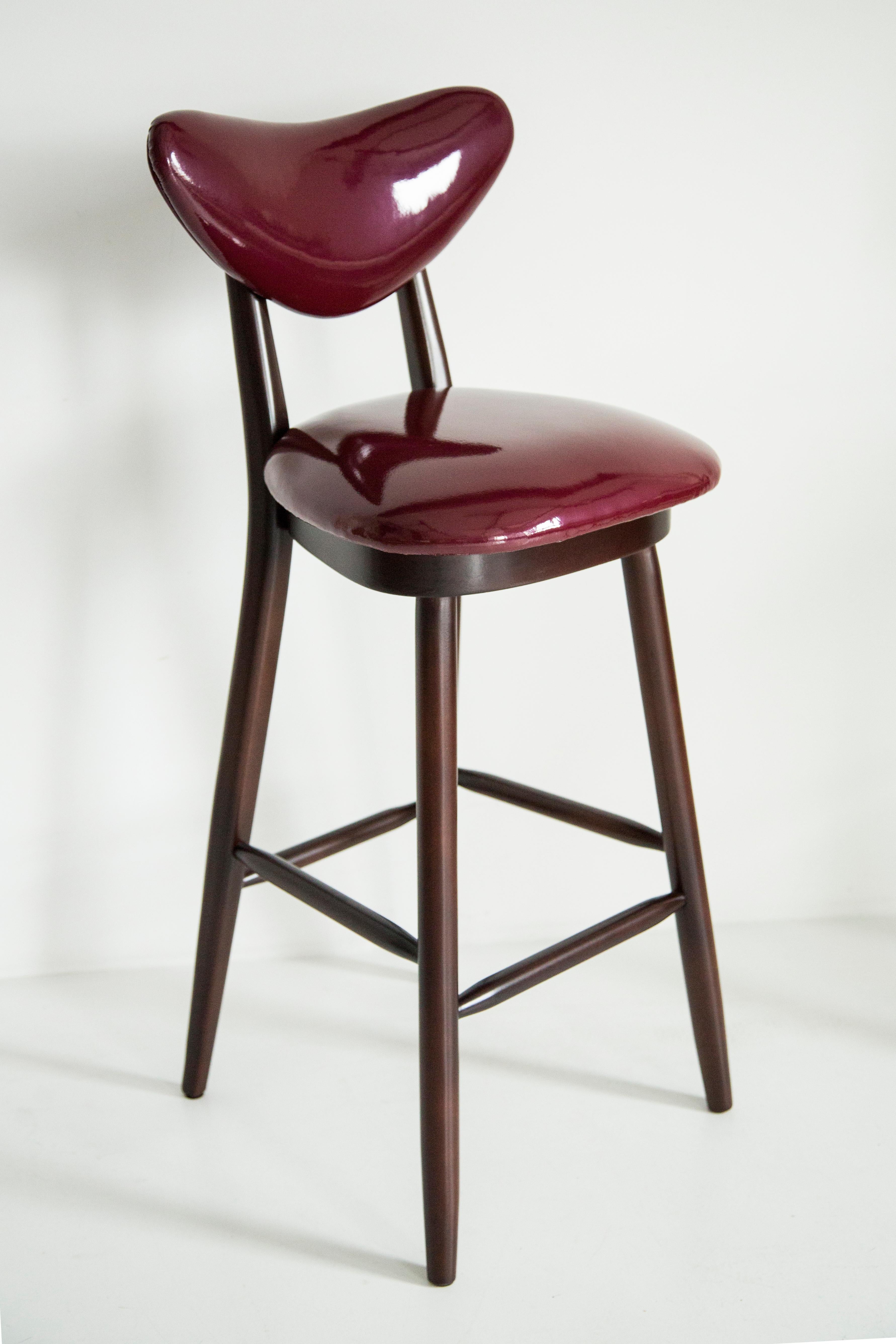 Hand-Carved Heart Bar Stool Chair, Burgundy Faux Leather, by Vintola Studio, Europe, Poland. For Sale