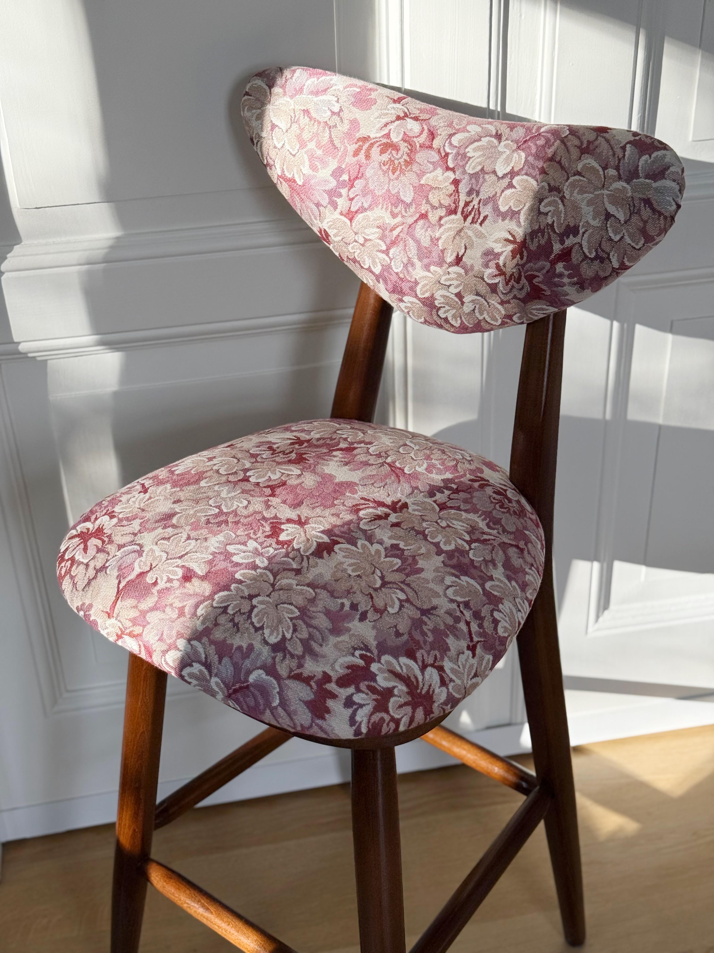 Sedia Heart Bar Stool, Jacquard Fiori Rosa, di Vintola Studio in vendita 5