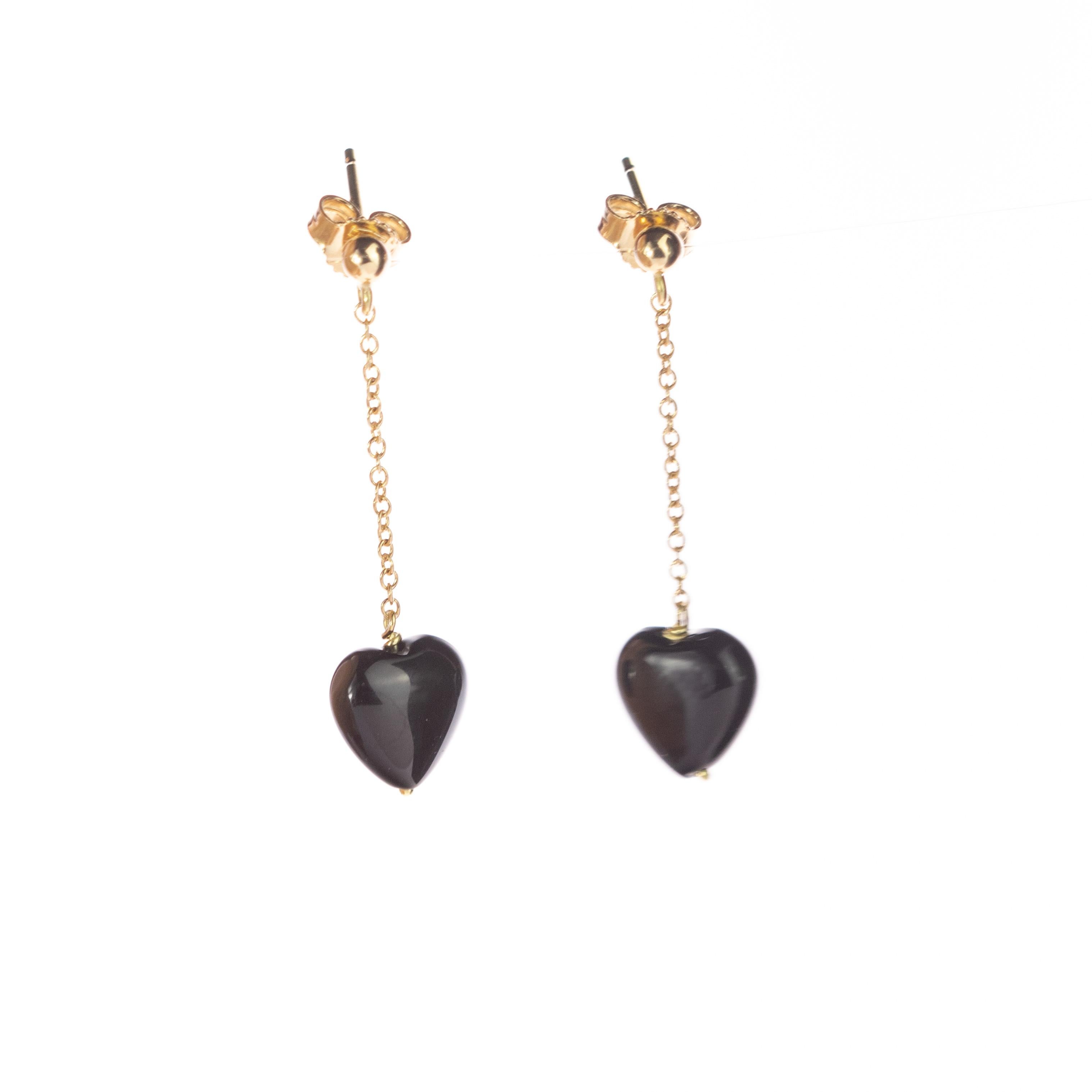 Pendants d'oreilles en or jaune et agate noire en forme de cœur de Saint-Valentin Pour femmes en vente