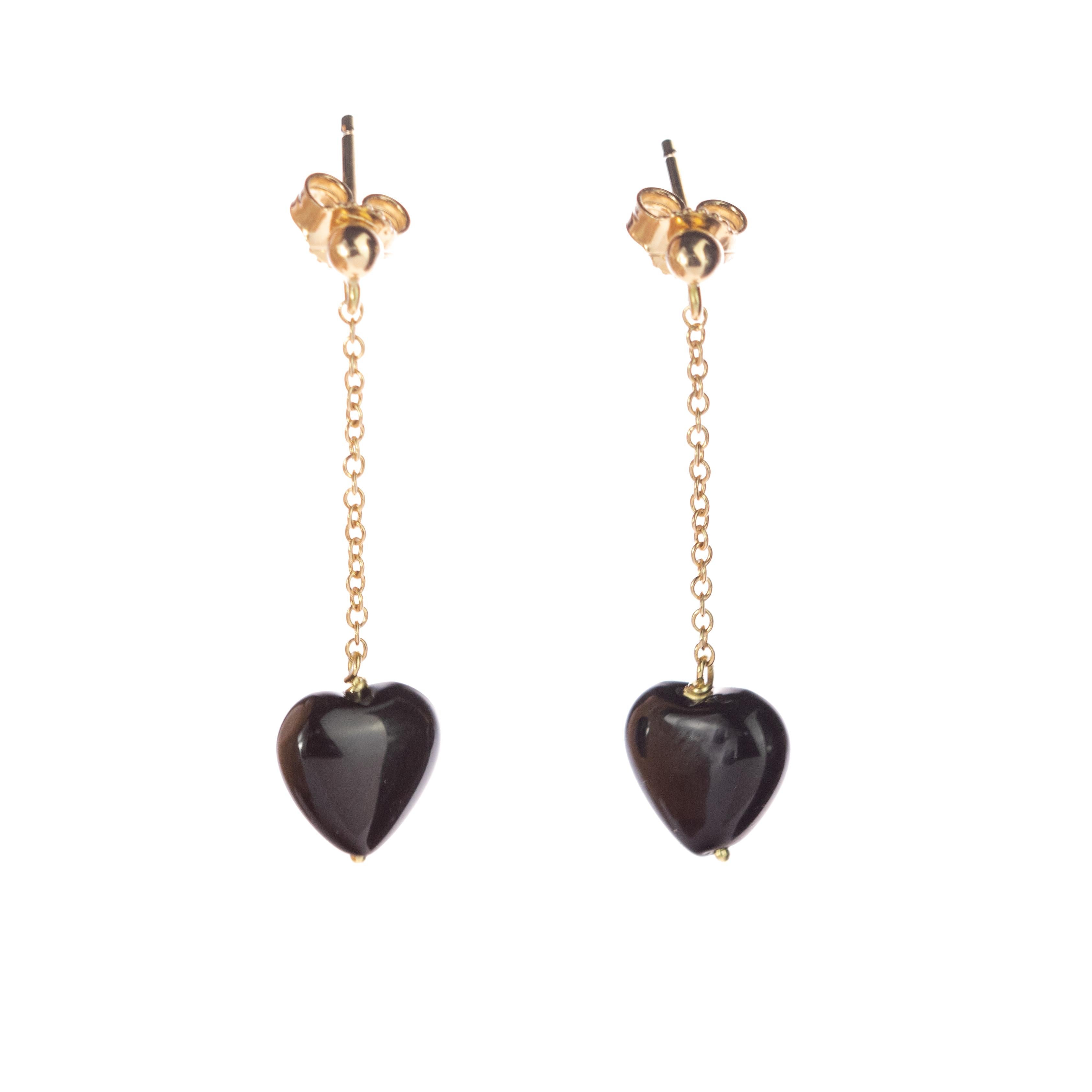 Pendants d'oreilles en or jaune et agate noire en forme de cœur de Saint-Valentin en vente 3