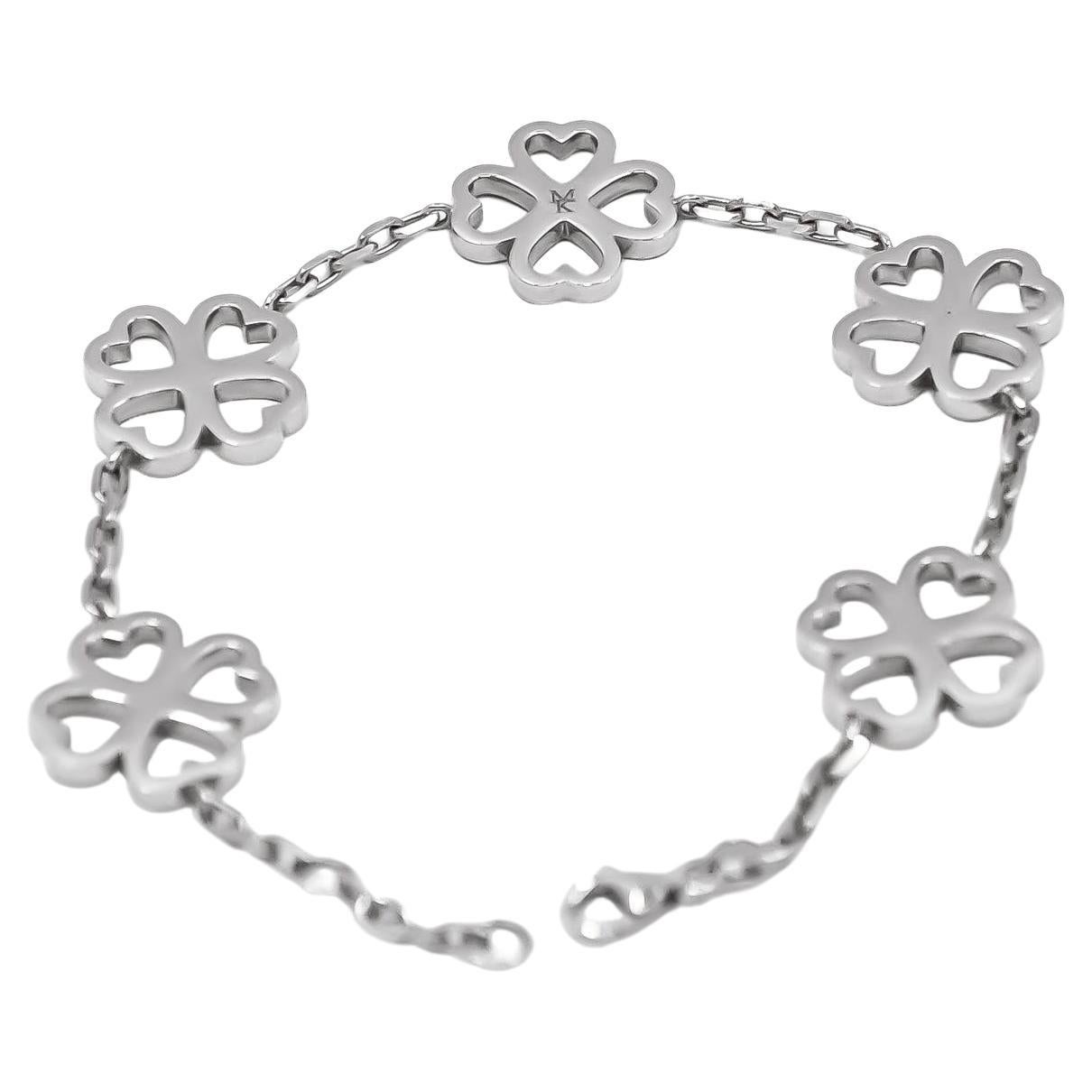 Heart Blossom Five Motif Bracelet in Platinum For Sale