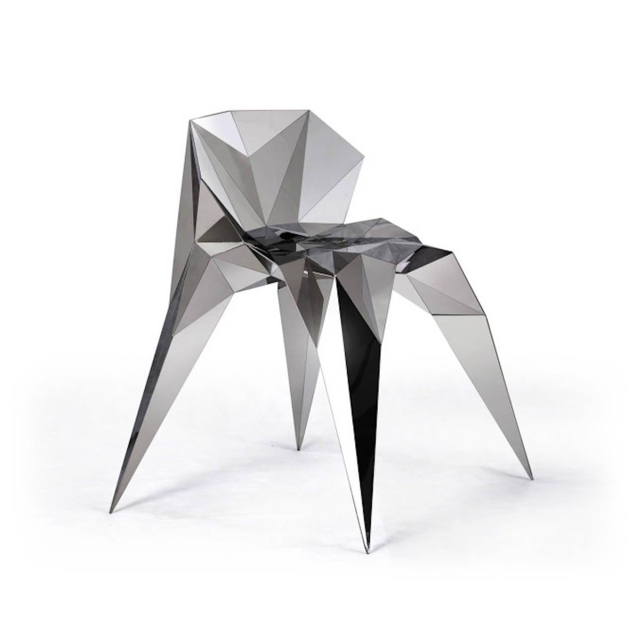 The Bow Tie chair is a perfect example of Zhoujie’s philosophy of Actionless. Like a force of an airplane, polymerizing inward and flowing with natural tendency. The digital generation process only took a few seconds, but the continuous logical