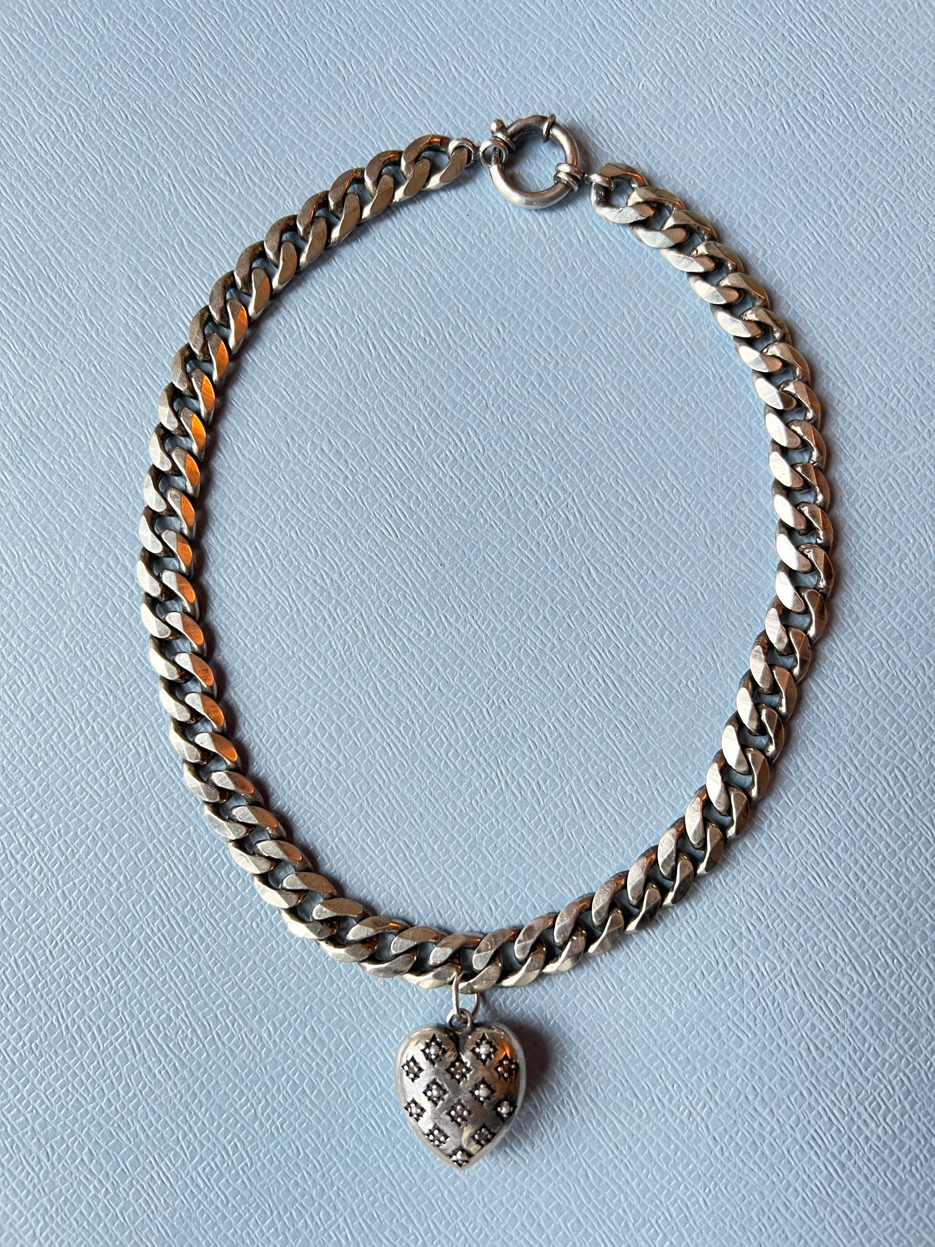 Heart Choker Necklace Silver White Diamond For Sale 6