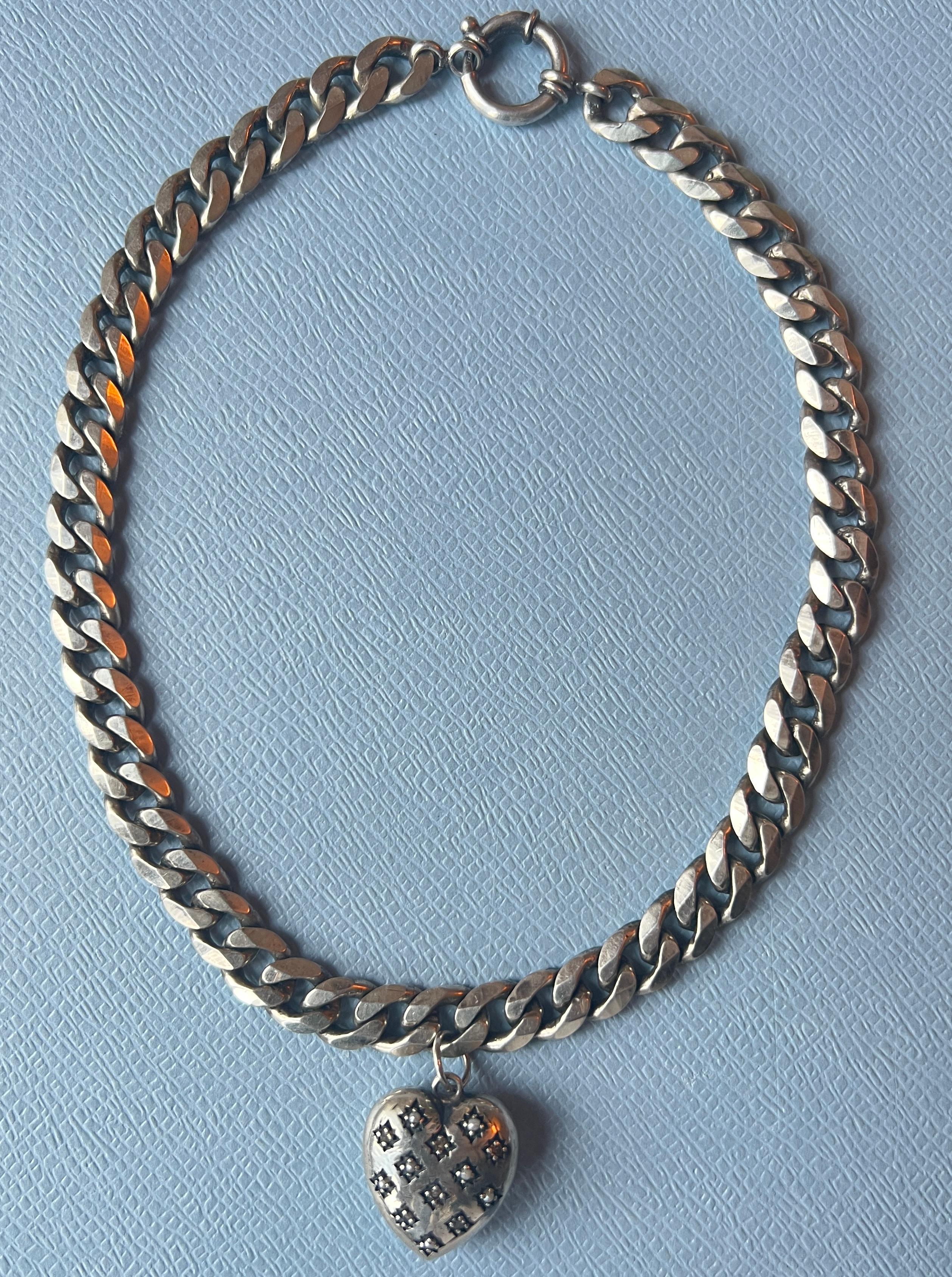 Single Cut Heart Choker Necklace Silver White Diamond For Sale