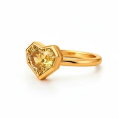 Heart citrine ring in 14k gold