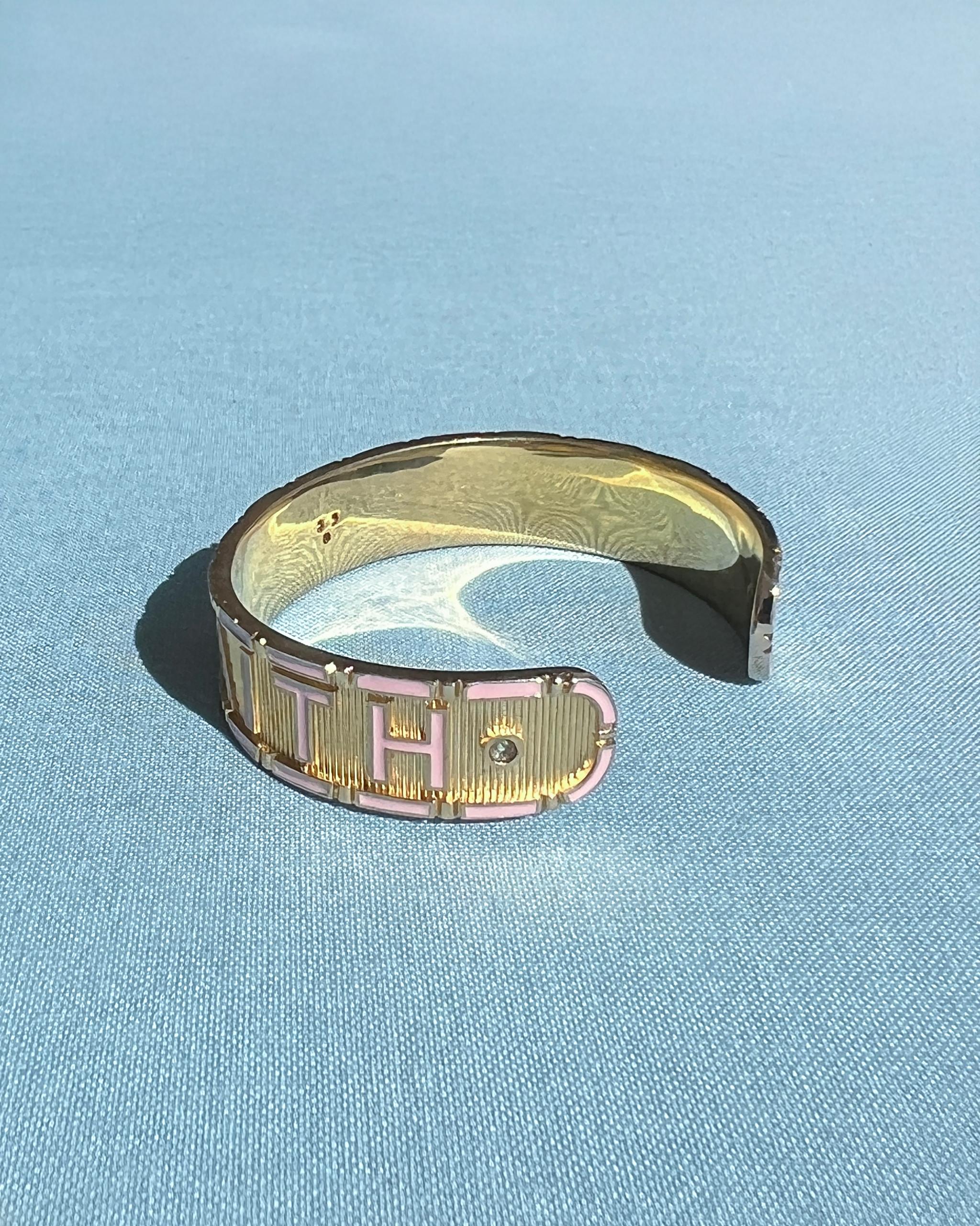 Taglio brillante Heart Cuff Bracelet Diamond Ruby Light Pink Enamel Truth Faith in vendita