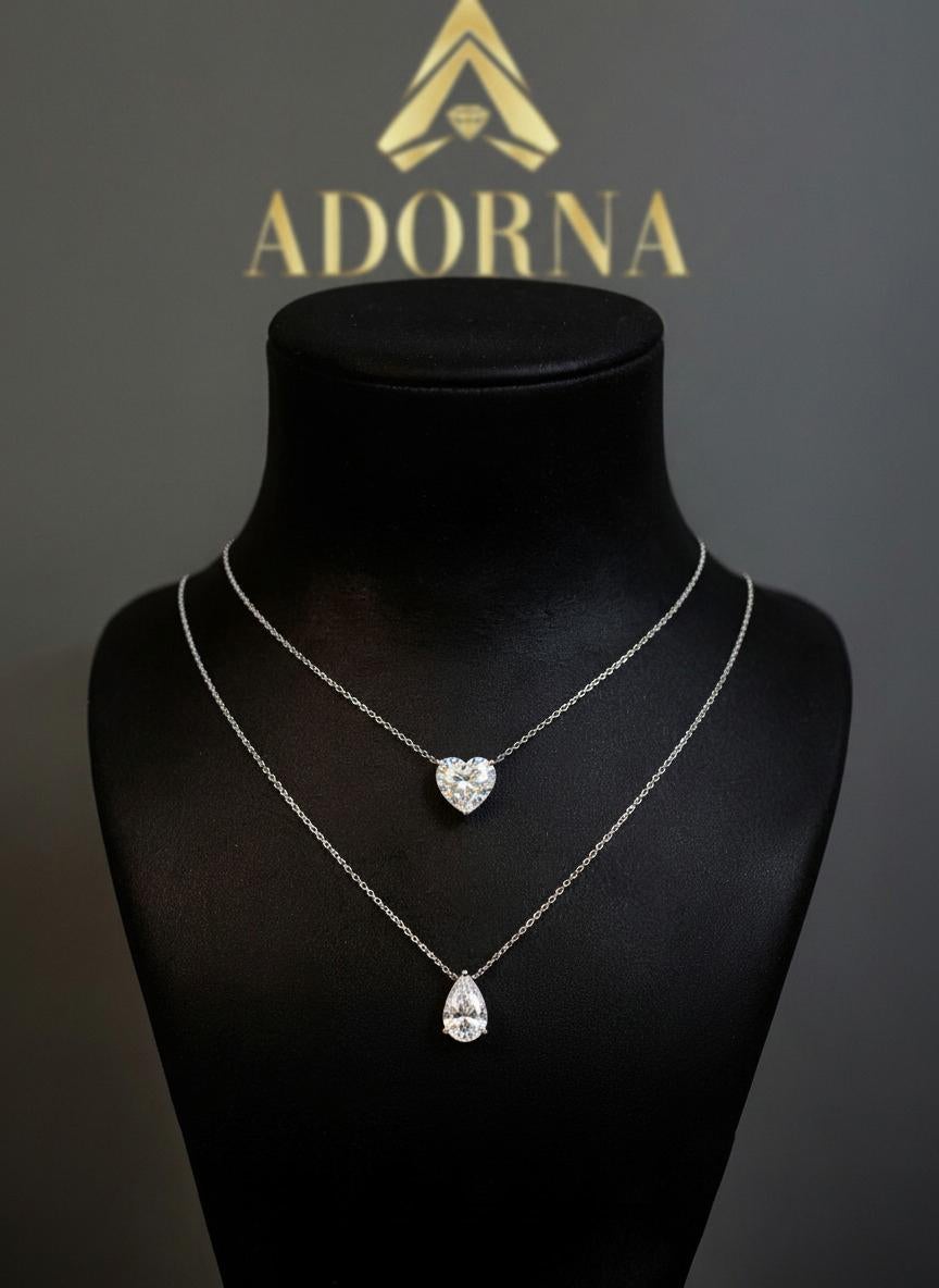 Moderne Collier pendentif en or blanc 14K (ou 18k sur demande) avec diamants en forme de cœur en vente