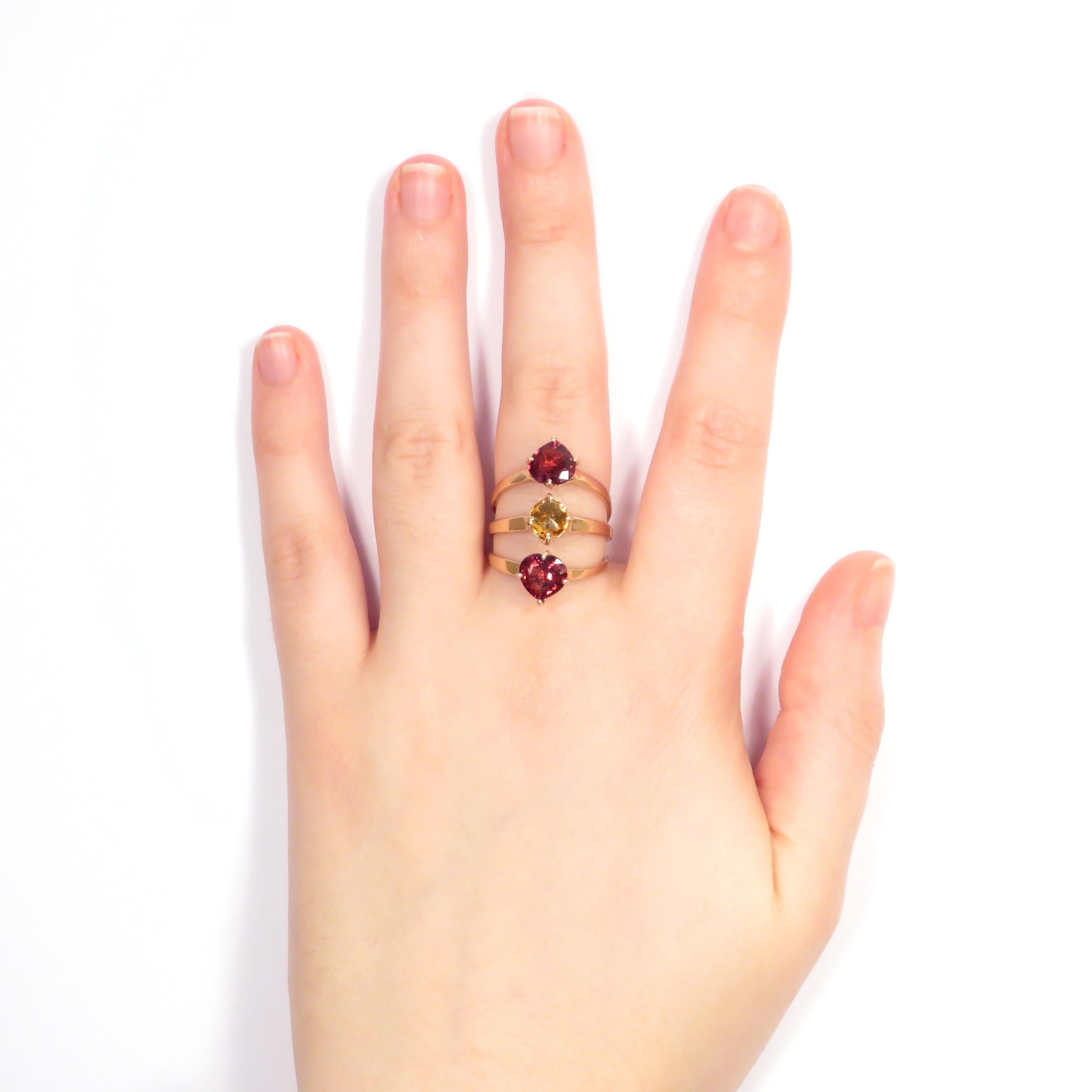 Modern Heart Cut Garnet Rose Cut Citrine 9 Karat Rose Gold Ring Handcrafted in Italy For Sale