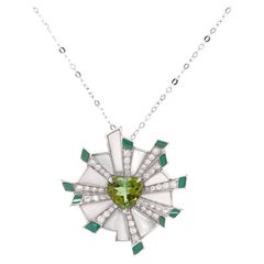 Pendentif 18K en Tourmaline verte, Dia, Nacre et Malachite taillés en cœur