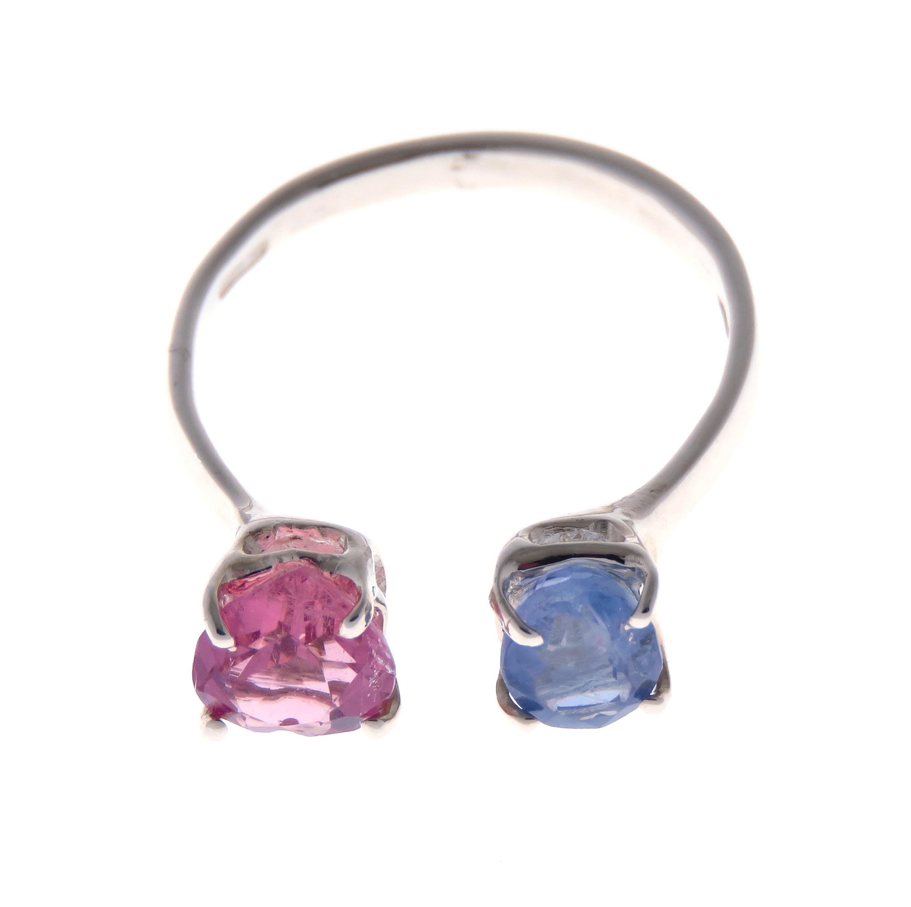 Heart Cut Rose Tourmaline Oval Cut Light Blue Sapphire 9 Karat White Gold Ring For Sale 3