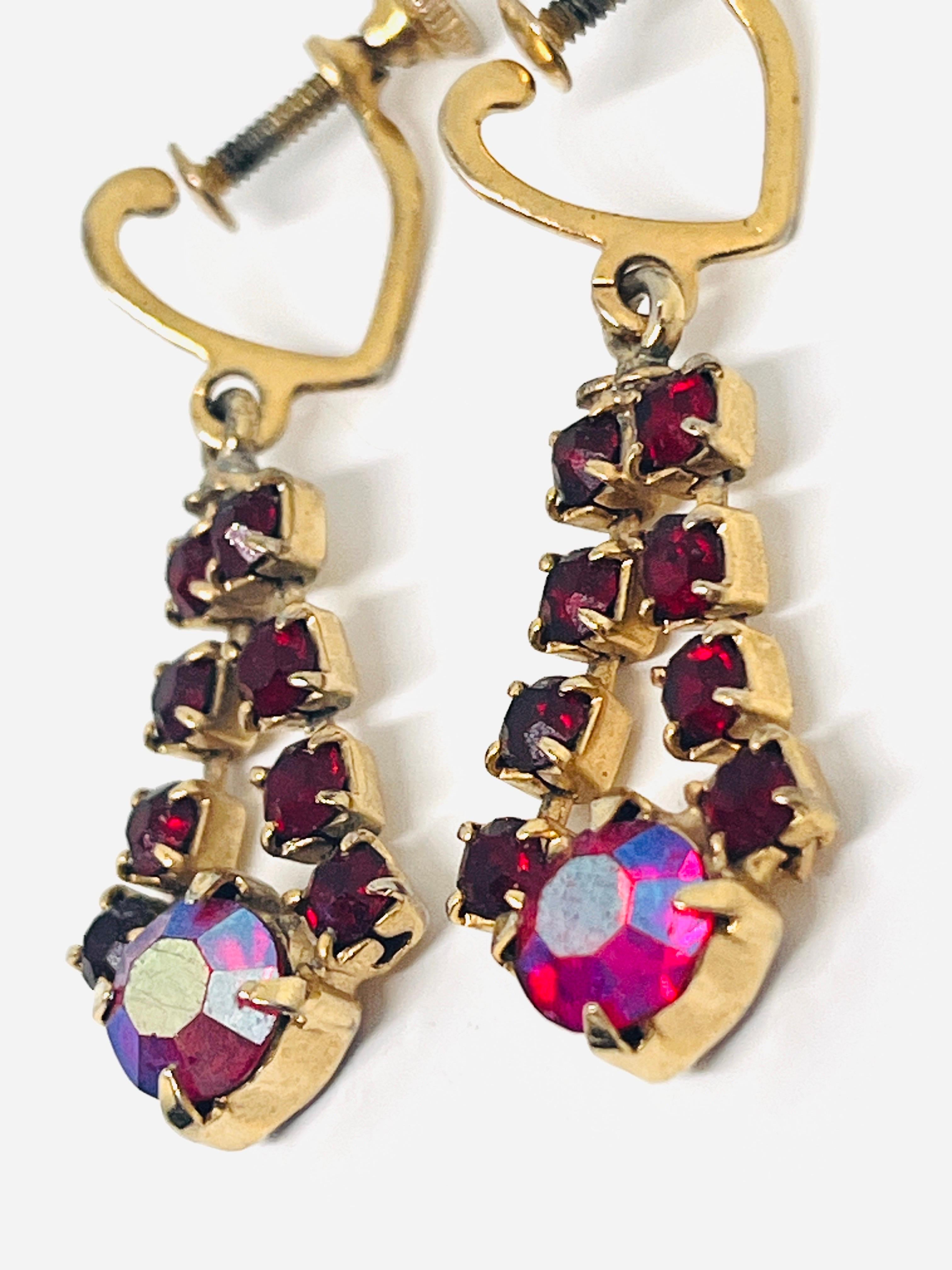 Women's Heart Detail Red Art-Deco-Style Crystal AB Rhinestone Screwback Earrings, 1960s For Sale