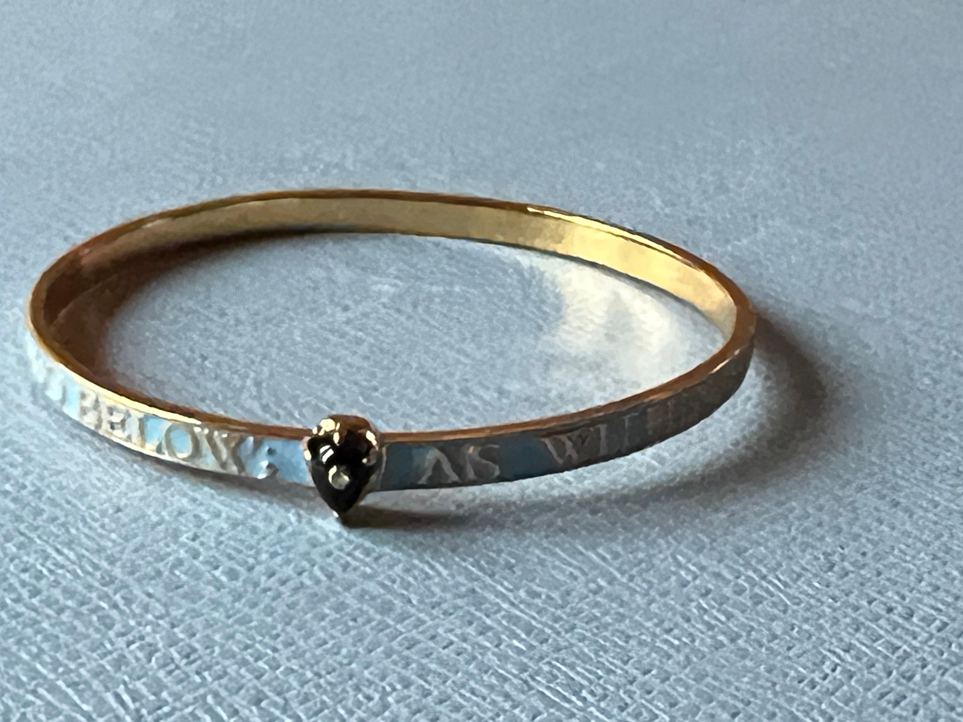 Onice  Bracciale Bangle con diamanti Smalto azzurro in vendita 3