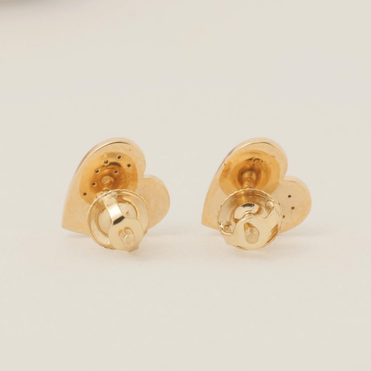 Boucles d'oreilles enfants en or massif 14K avec diamant en forme de cœur (certifié) en vente 2