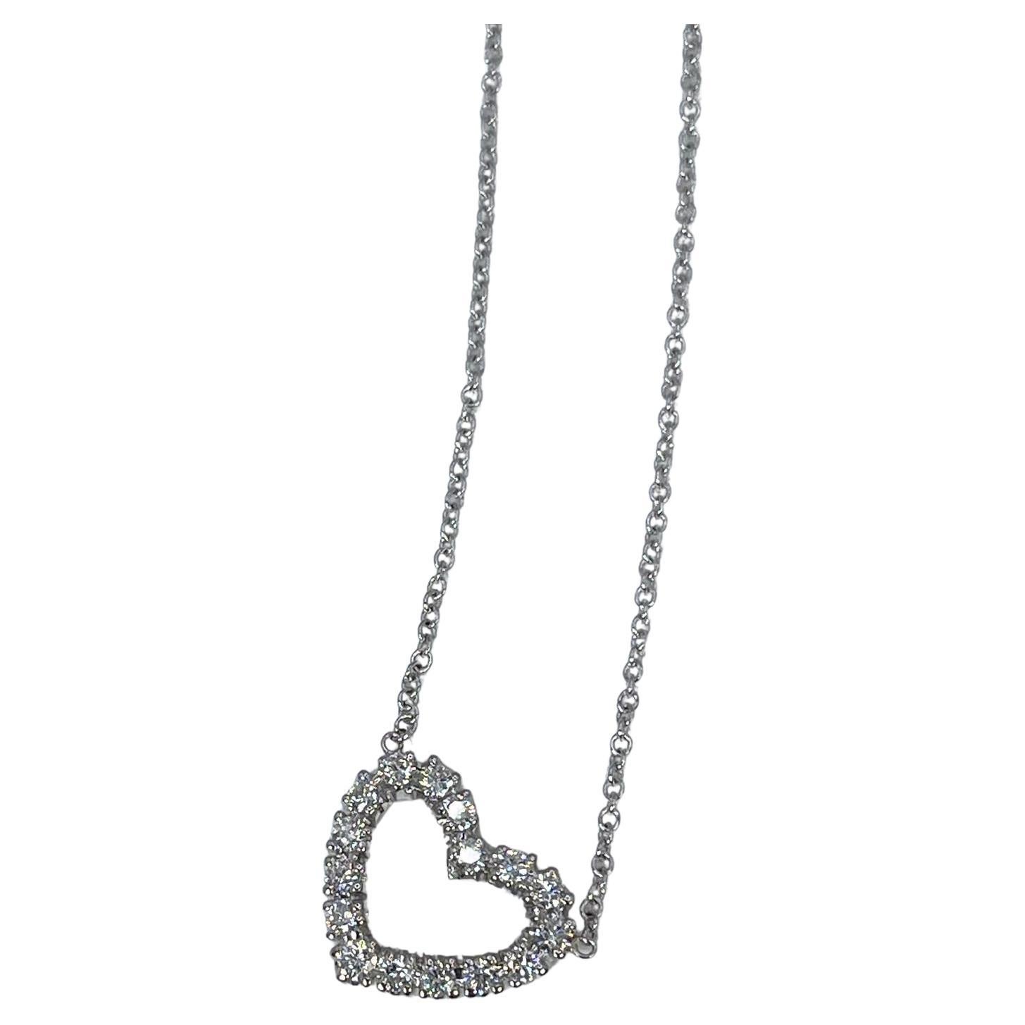 Heart Diamond Necklace 0.96ct 14kt White Gold Luxury Holiday Gift Pendant For Sale