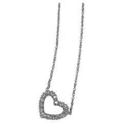 Collier de diamants en forme de cœur 0,96ct en or blanc de 14kt, pendentif de luxe pour les vacances