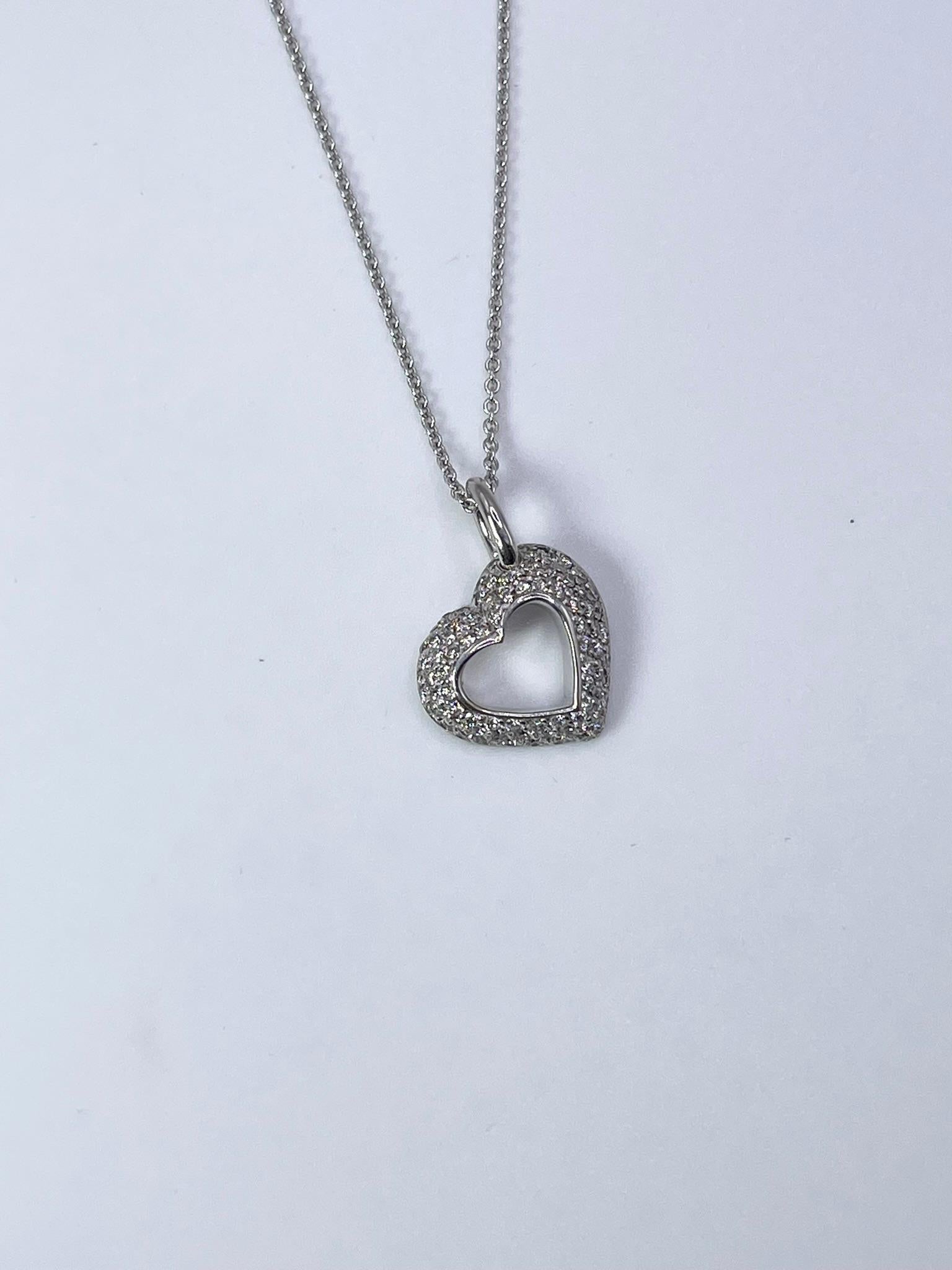 Round Cut Heart Diamond Necklace 14kt White Gold Pendant Necklace Modern Hearts Pendant For Sale