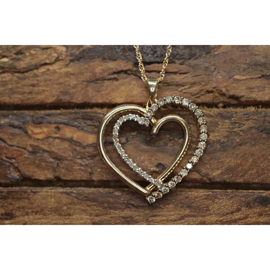Pendentif en forme de cœur avec double cœur ouvert de 14 carats et pavé de 0,80 carat. Bon état - En vente à Port Charlotte, FL