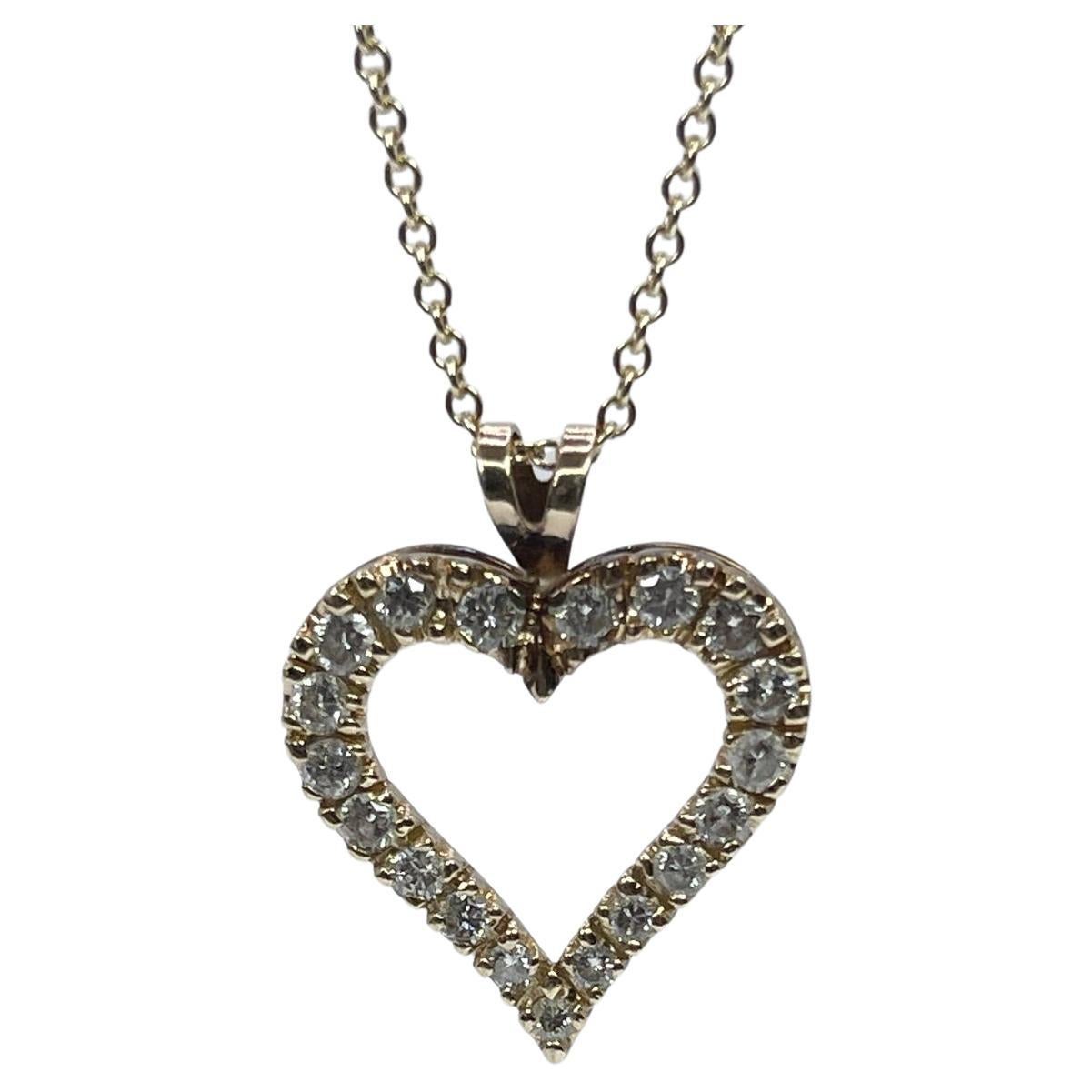 Collier pendentif en forme de cœur en or 14 carats et diamants 0,50 carat, cadeau de Noël en vente