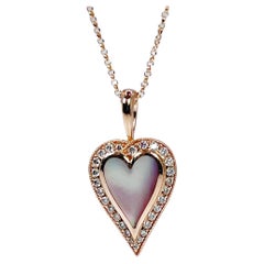 Collier pendentif Kabana en or rose 14 carats avec diamants en forme de cœur