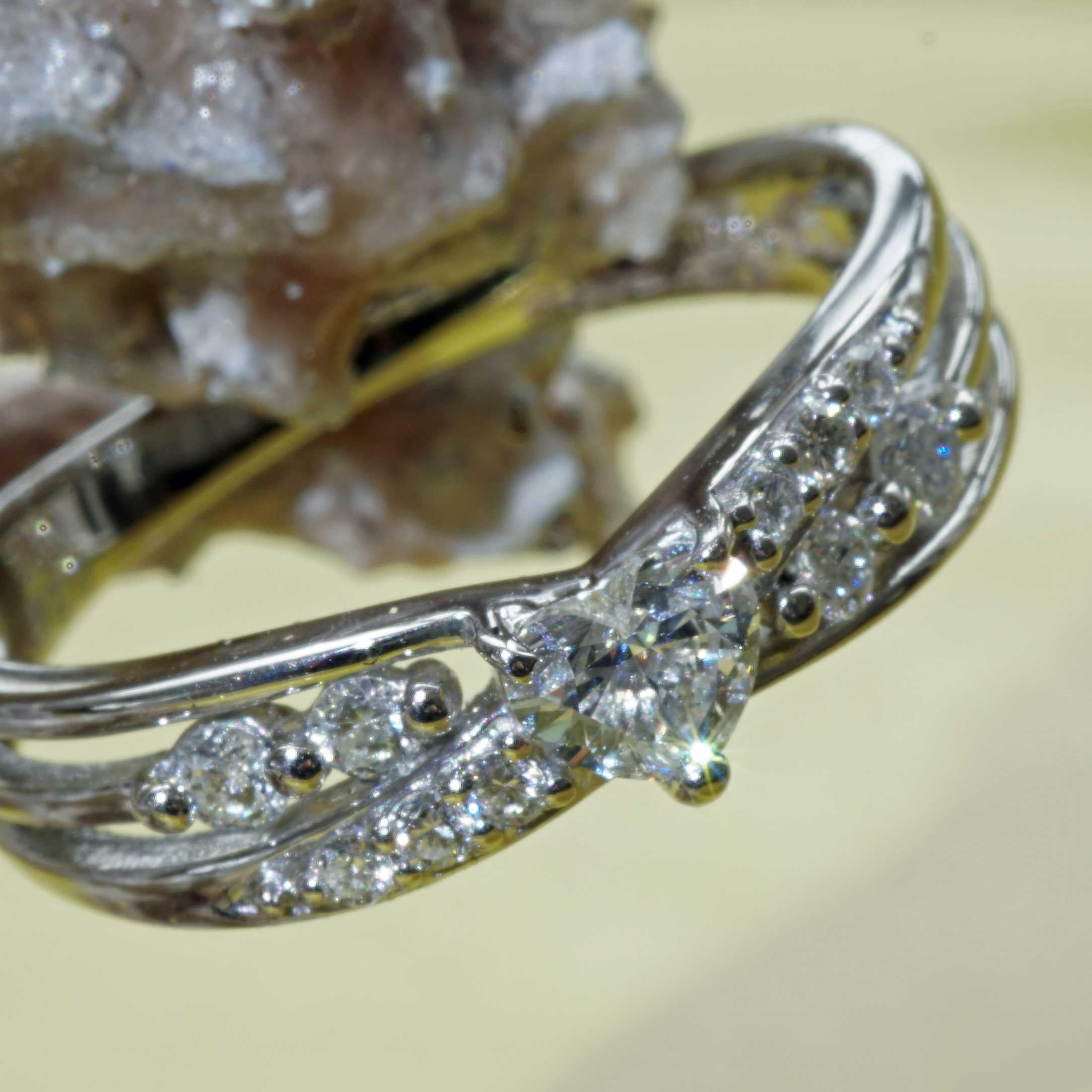 Herz Diamant Platin Ring TW VVS schönes massives Design 19x8x3 mm 0,37 ct im Angebot 9