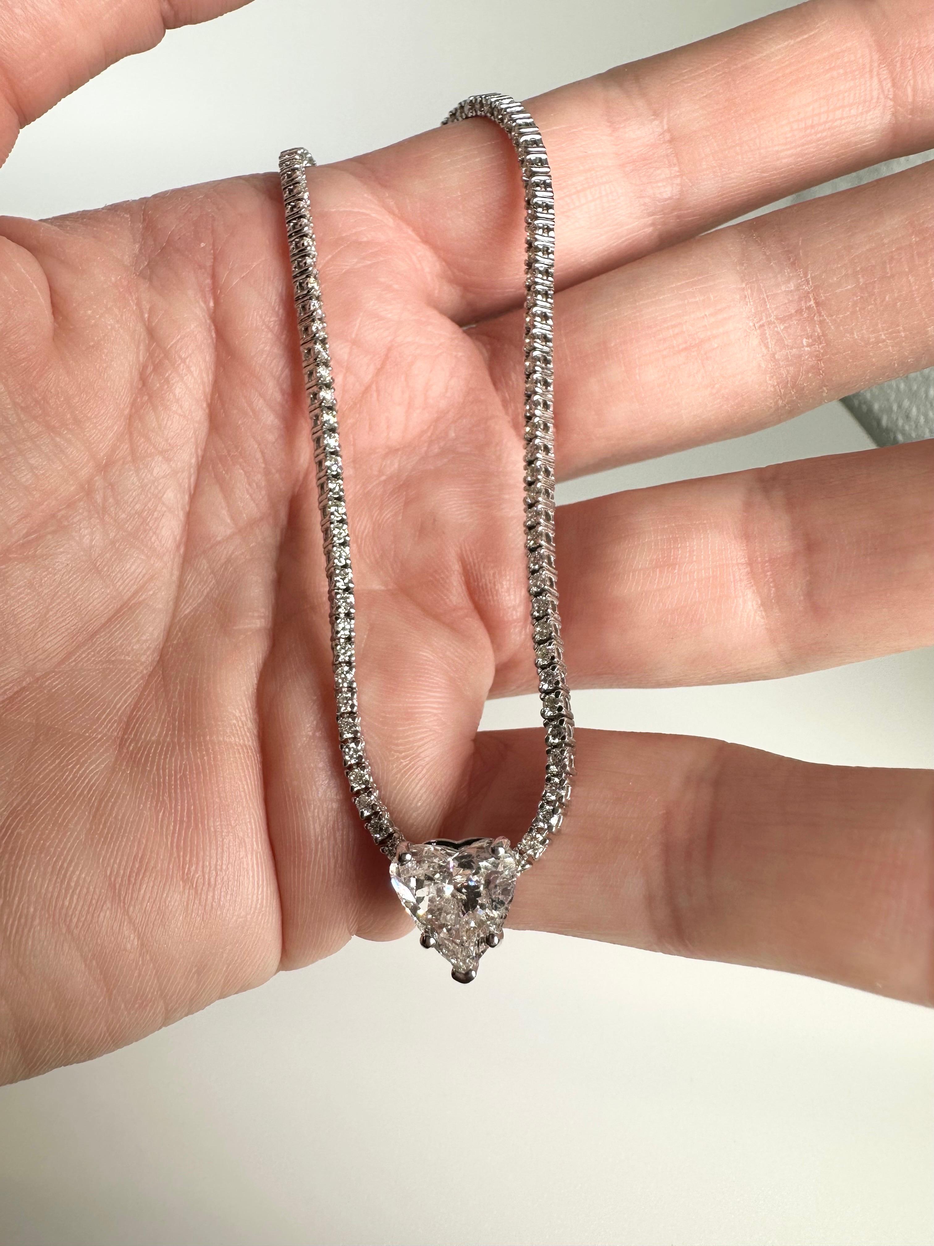 Heart Diamond tennis necklace 18KT white gold cocktail diamond necklace For Sale 9
