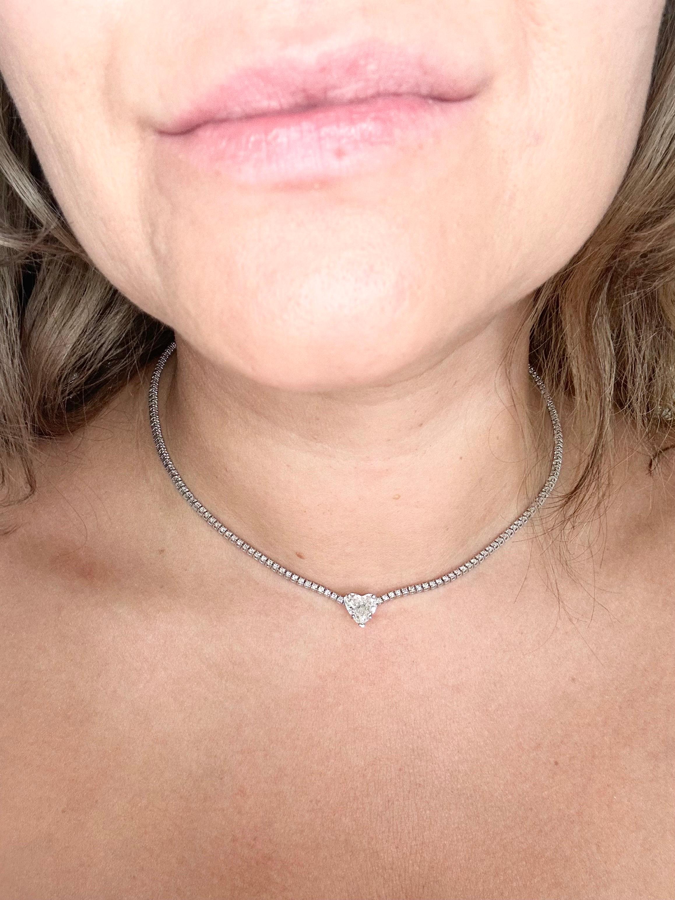 Heart Diamond tennis necklace 18KT white gold cocktail diamond necklace For Sale 2