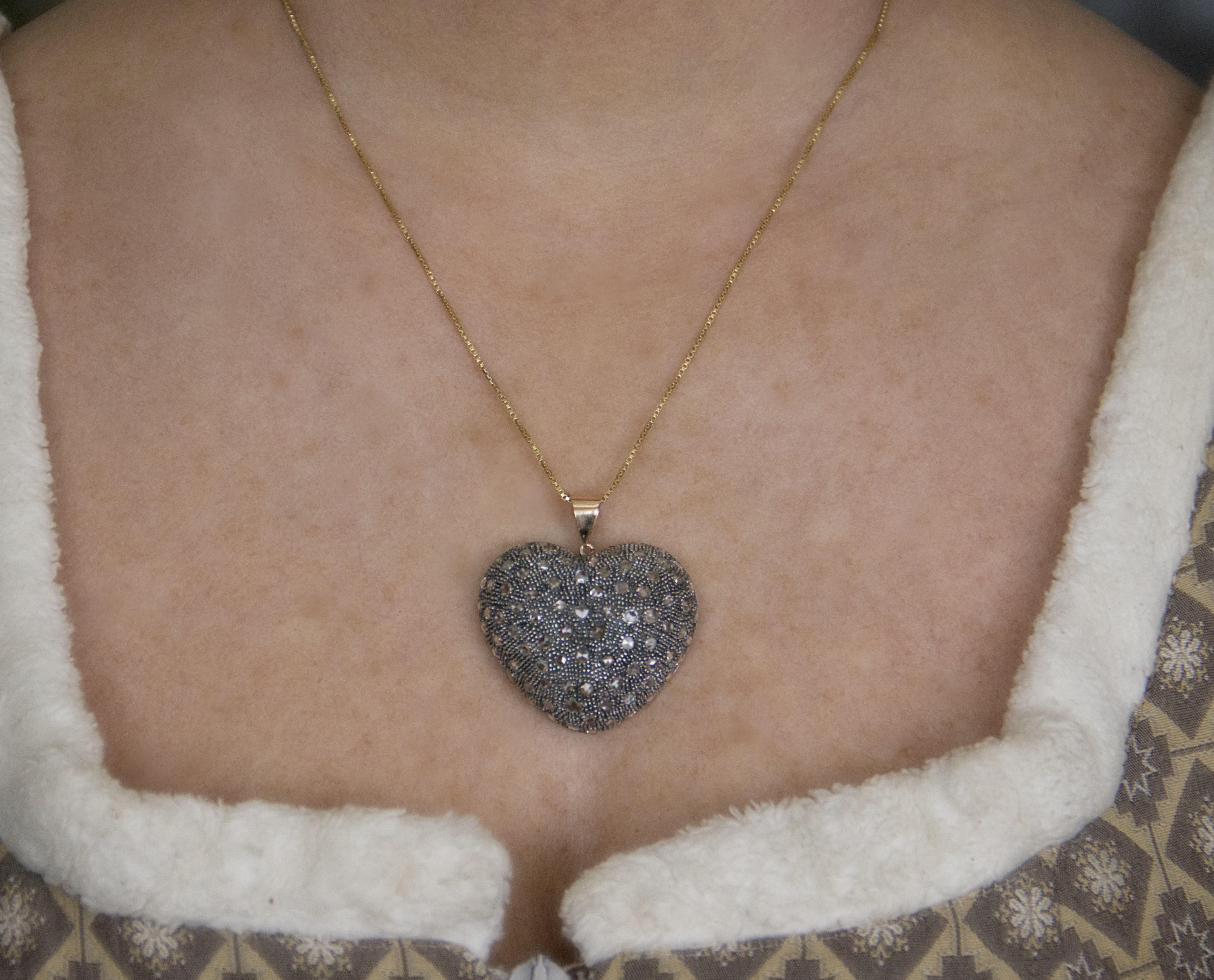 Heart Diamonds 14 Karat Yellow Gold Pendant Necklace For Sale 2