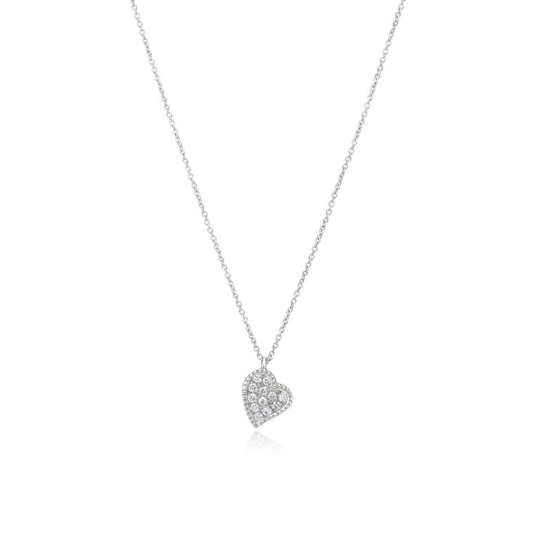 Heart Diamonds Pendant Necklace in 18K White Gold For Sale at 1stDibs